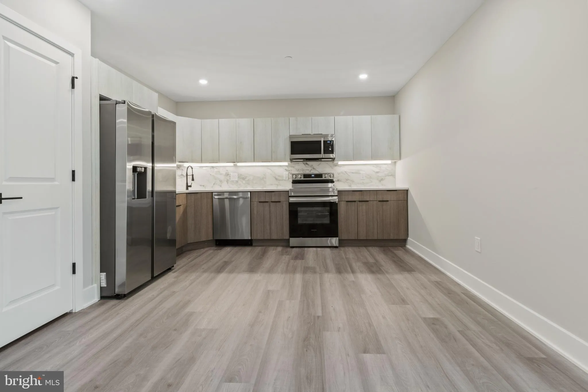 Philadelphia, Pennsylvania 19104, United States, 3 Bedrooms Bedrooms, ,3 BathroomsBathrooms,Residential,Active,89011