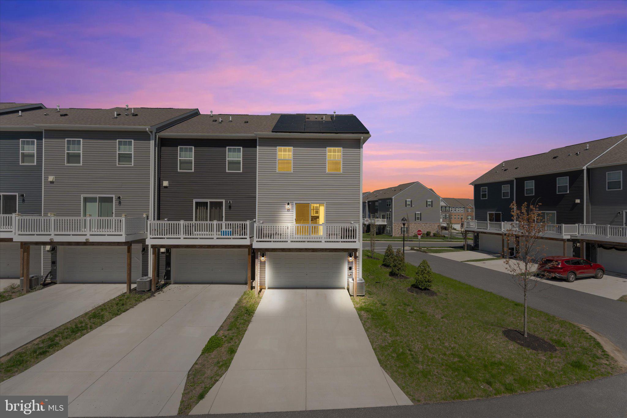 WOODMORE OVERLOOK - Residential Lease