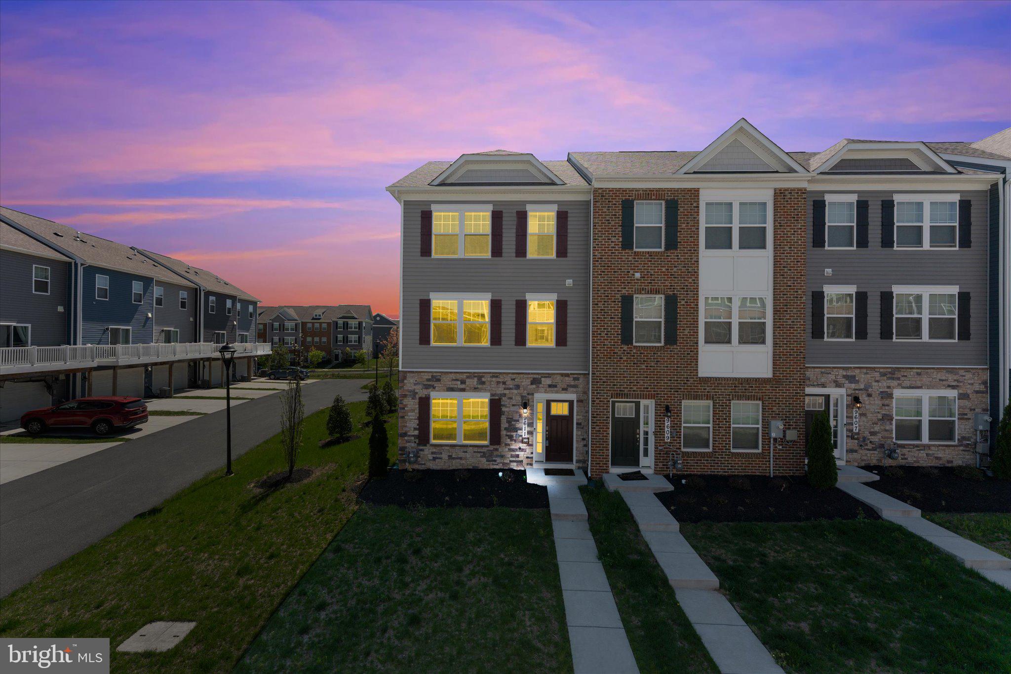 WOODMORE OVERLOOK - Residential Lease