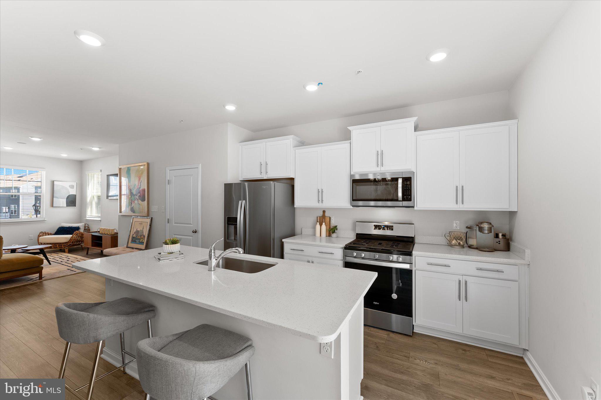 WOODMORE OVERLOOK - Residential Lease