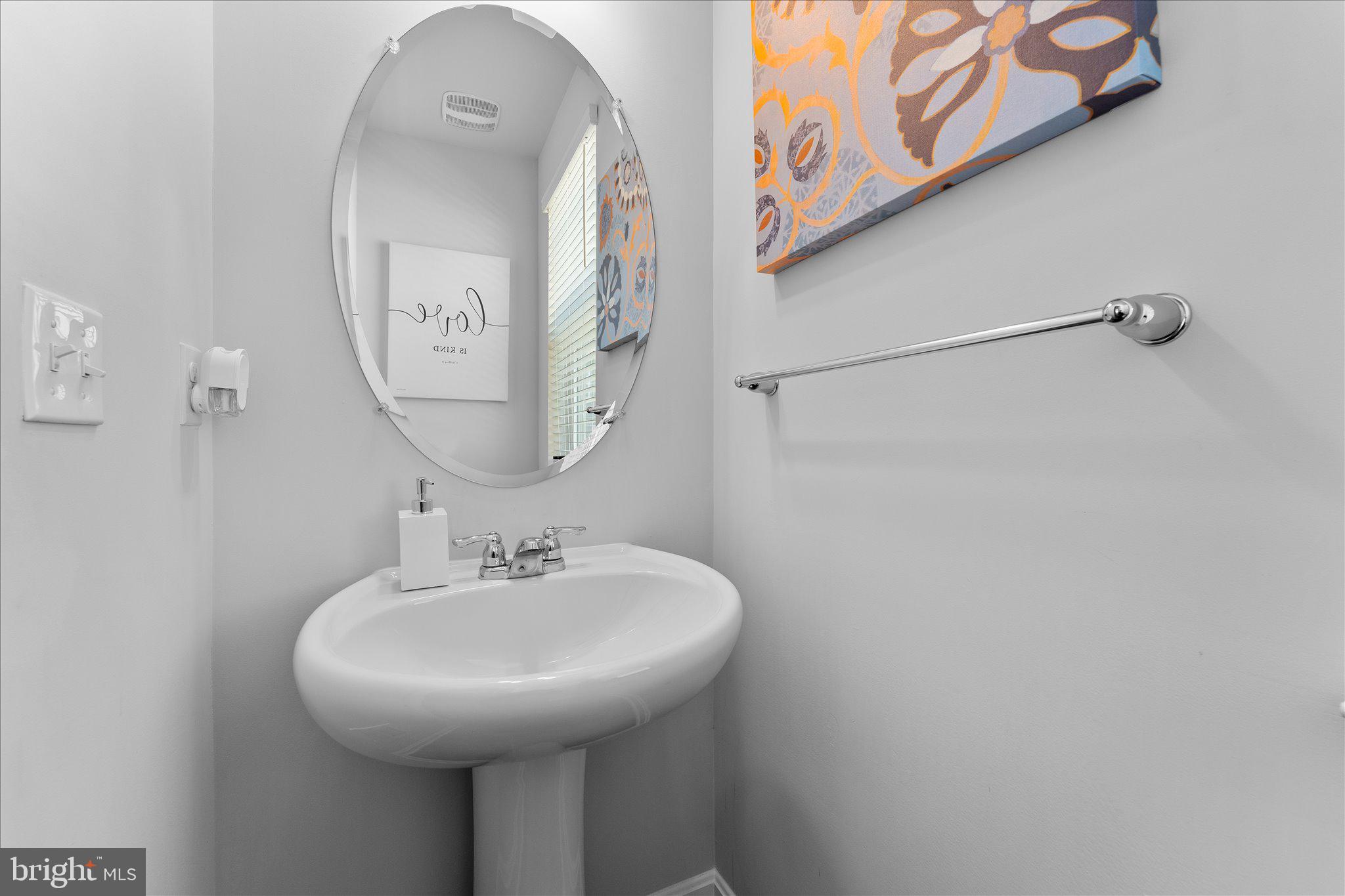 WOODMORE OVERLOOK - Residential Lease