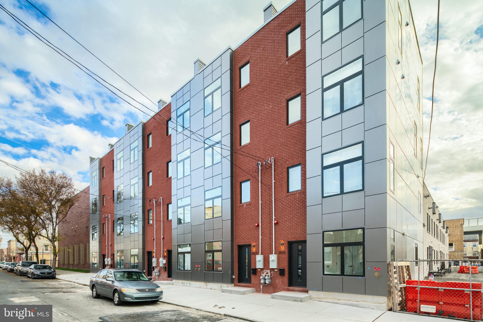 PORT RICHMOND - Residential