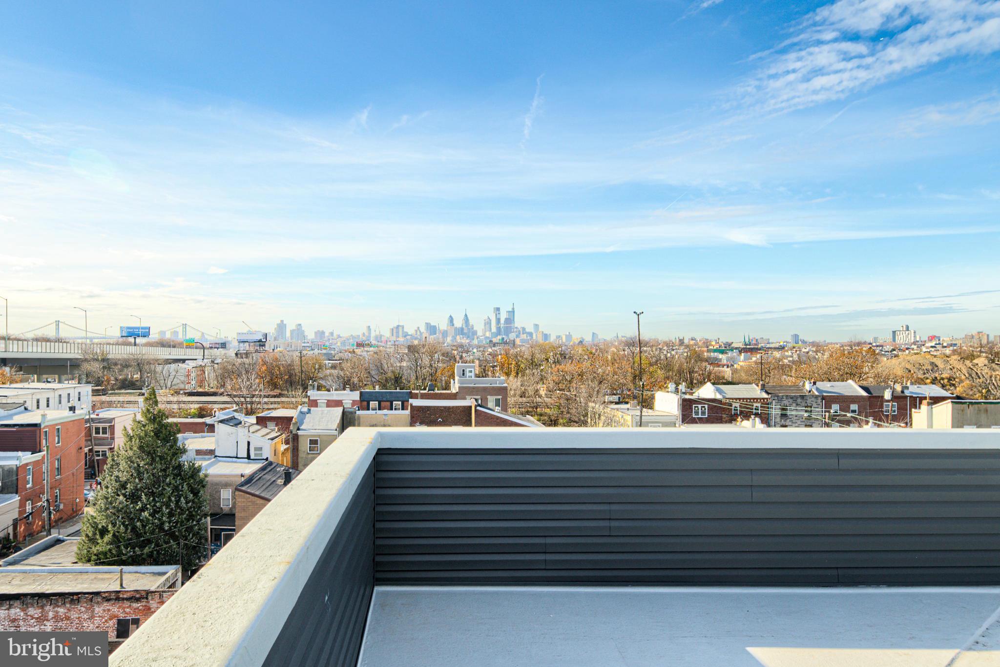 PORT RICHMOND - Residential