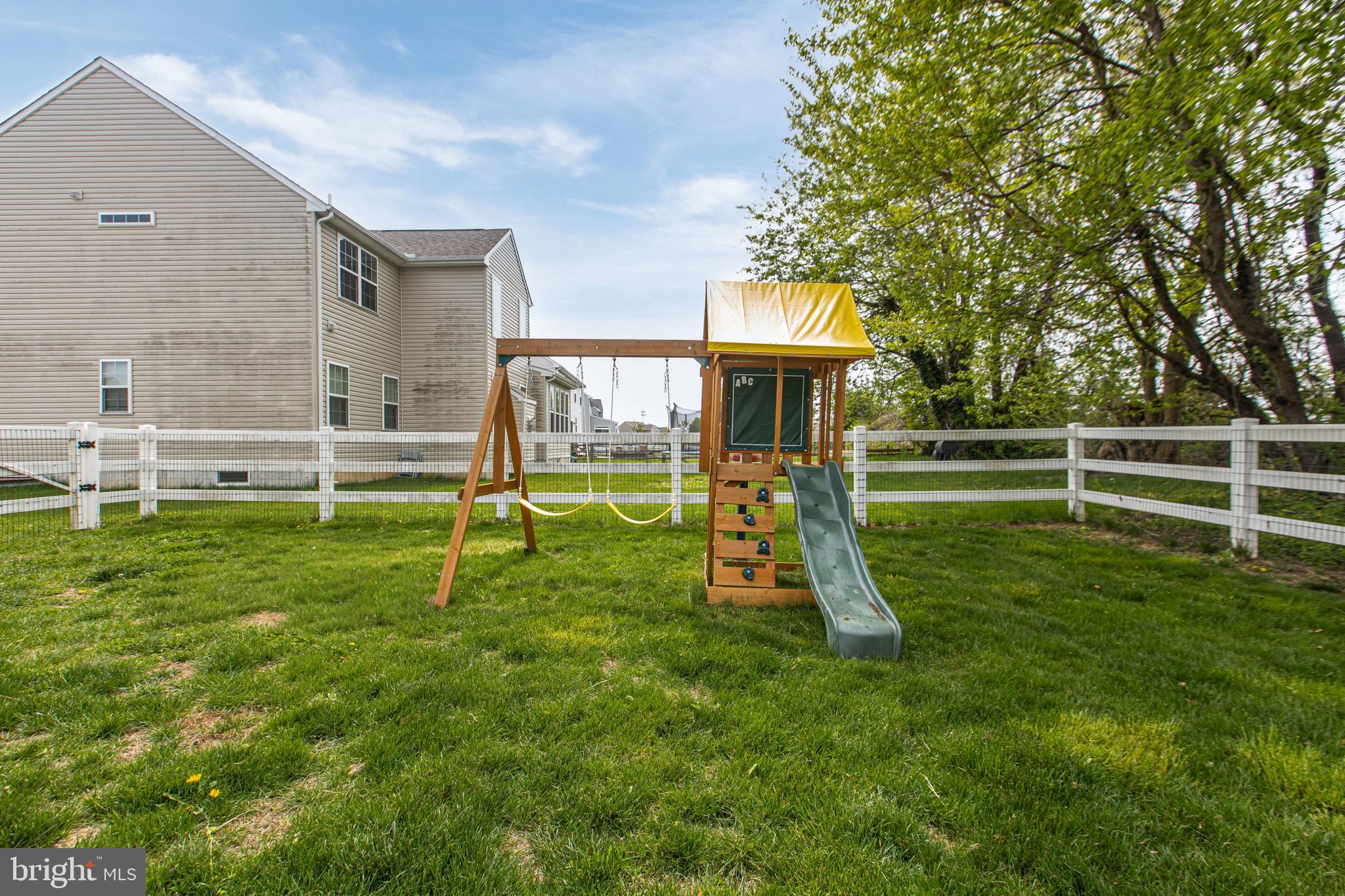 TOWNSEND VILLAGE - Residential