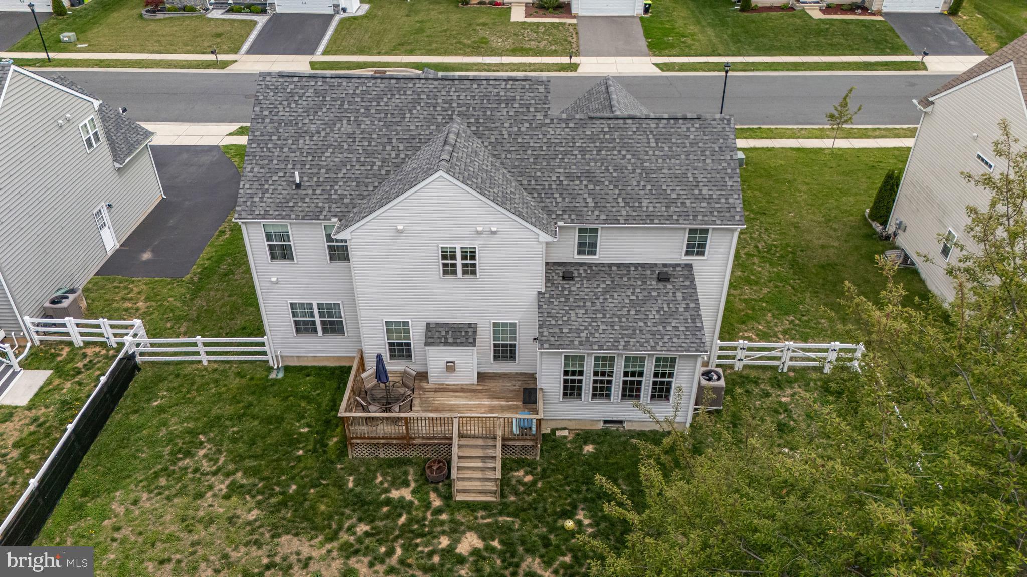 TOWNSEND VILLAGE - Residential