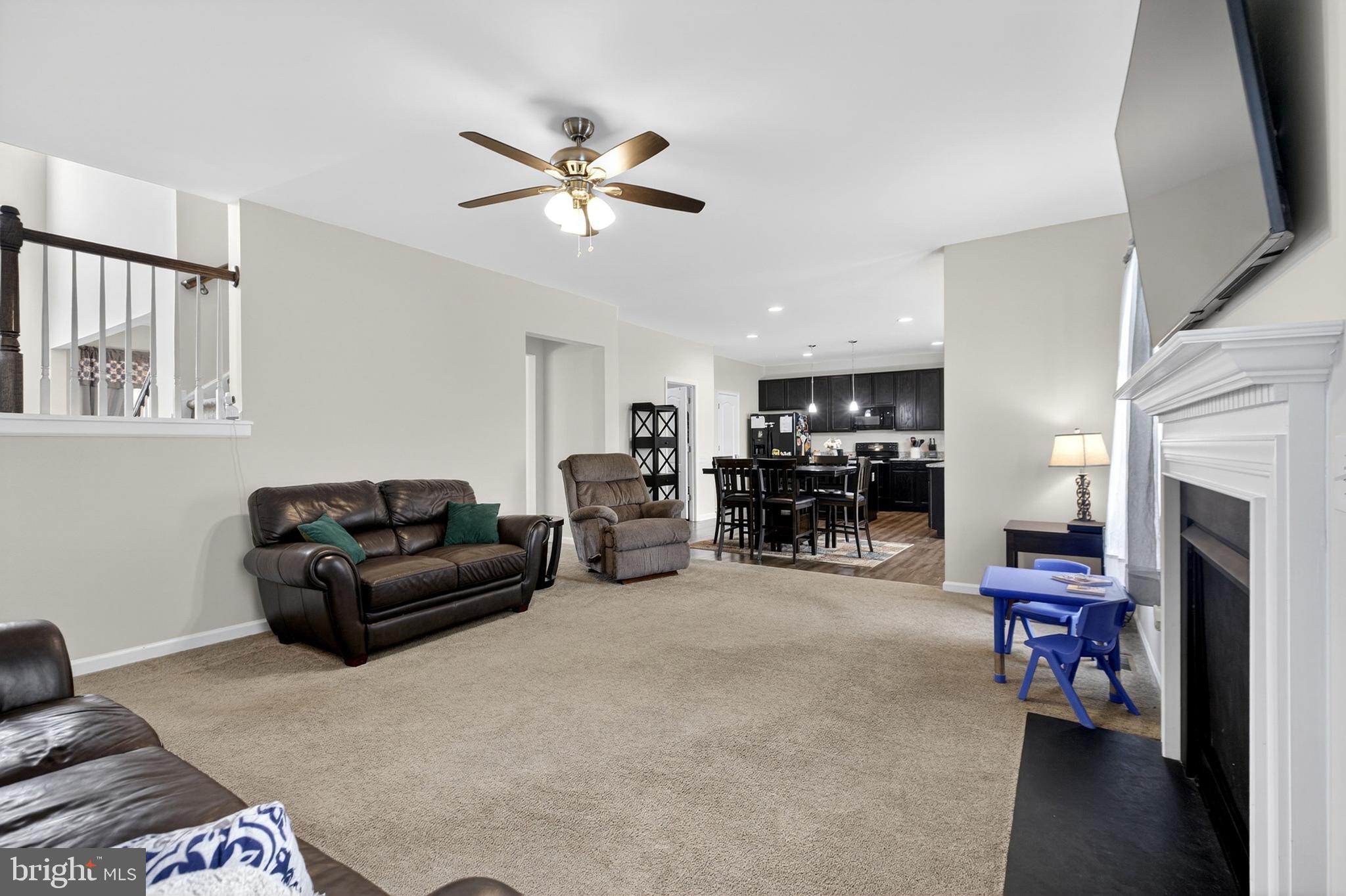 TOWNSEND VILLAGE - Residential