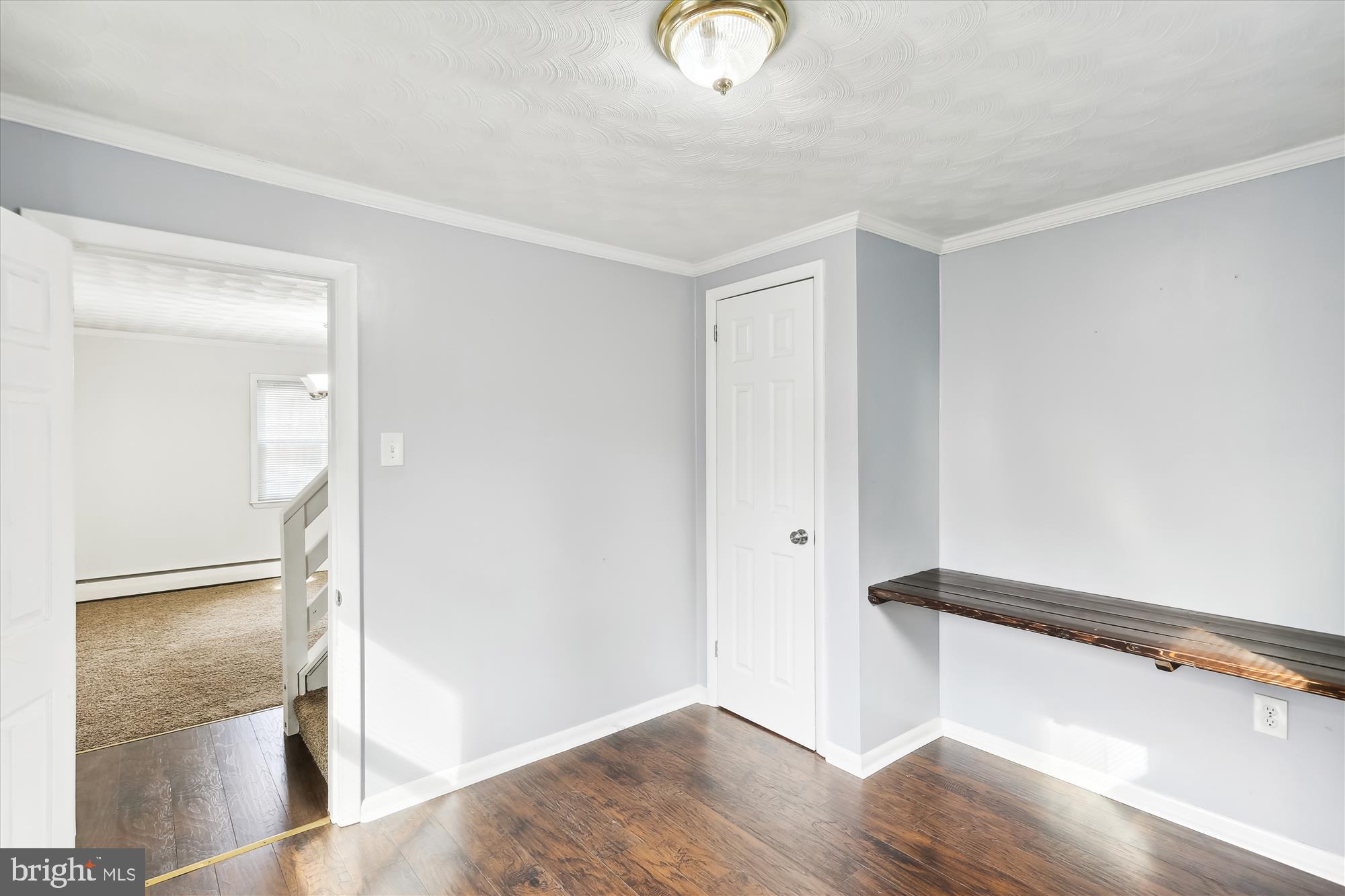 MILLERSVILLE - Residential