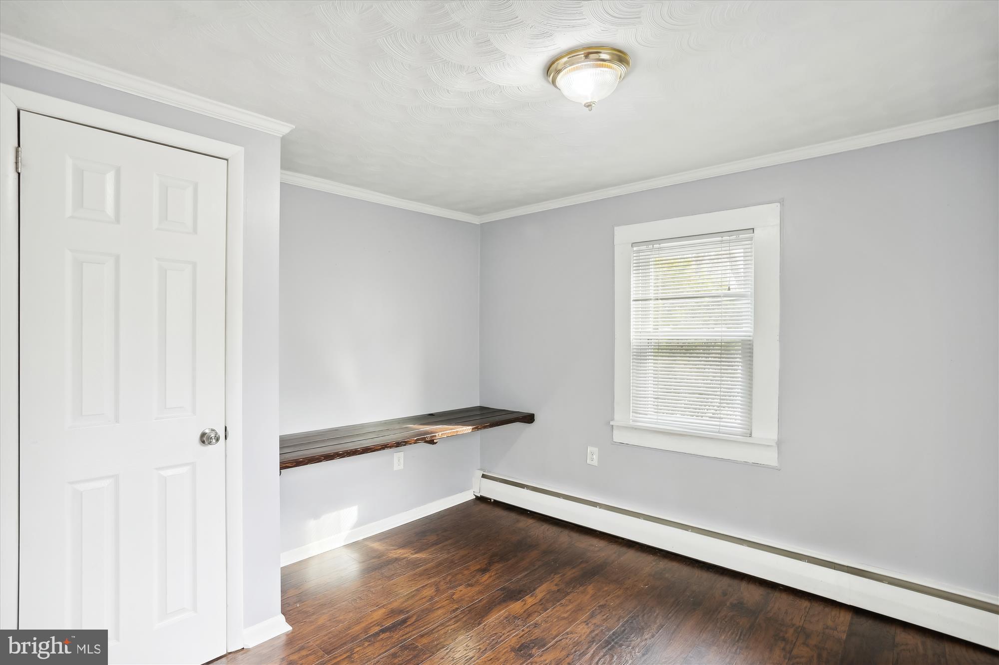 MILLERSVILLE - Residential