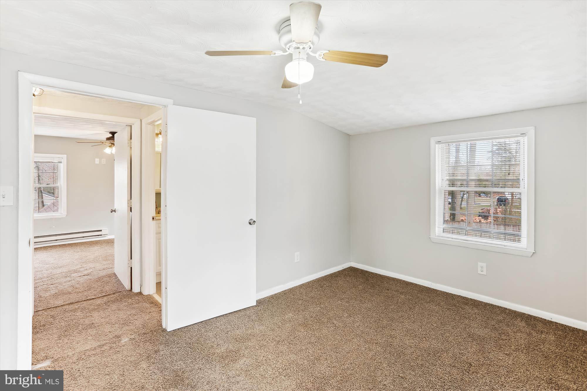 MILLERSVILLE - Residential