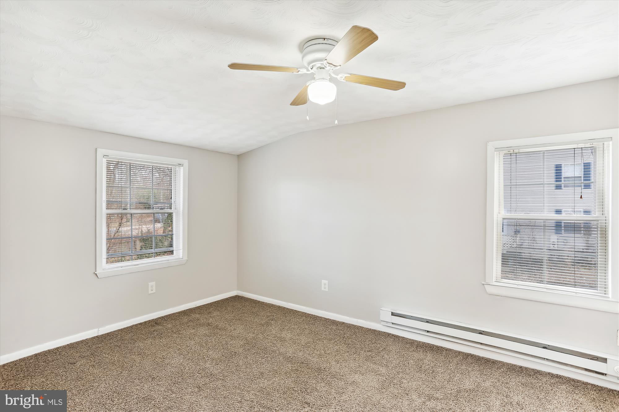 MILLERSVILLE - Residential