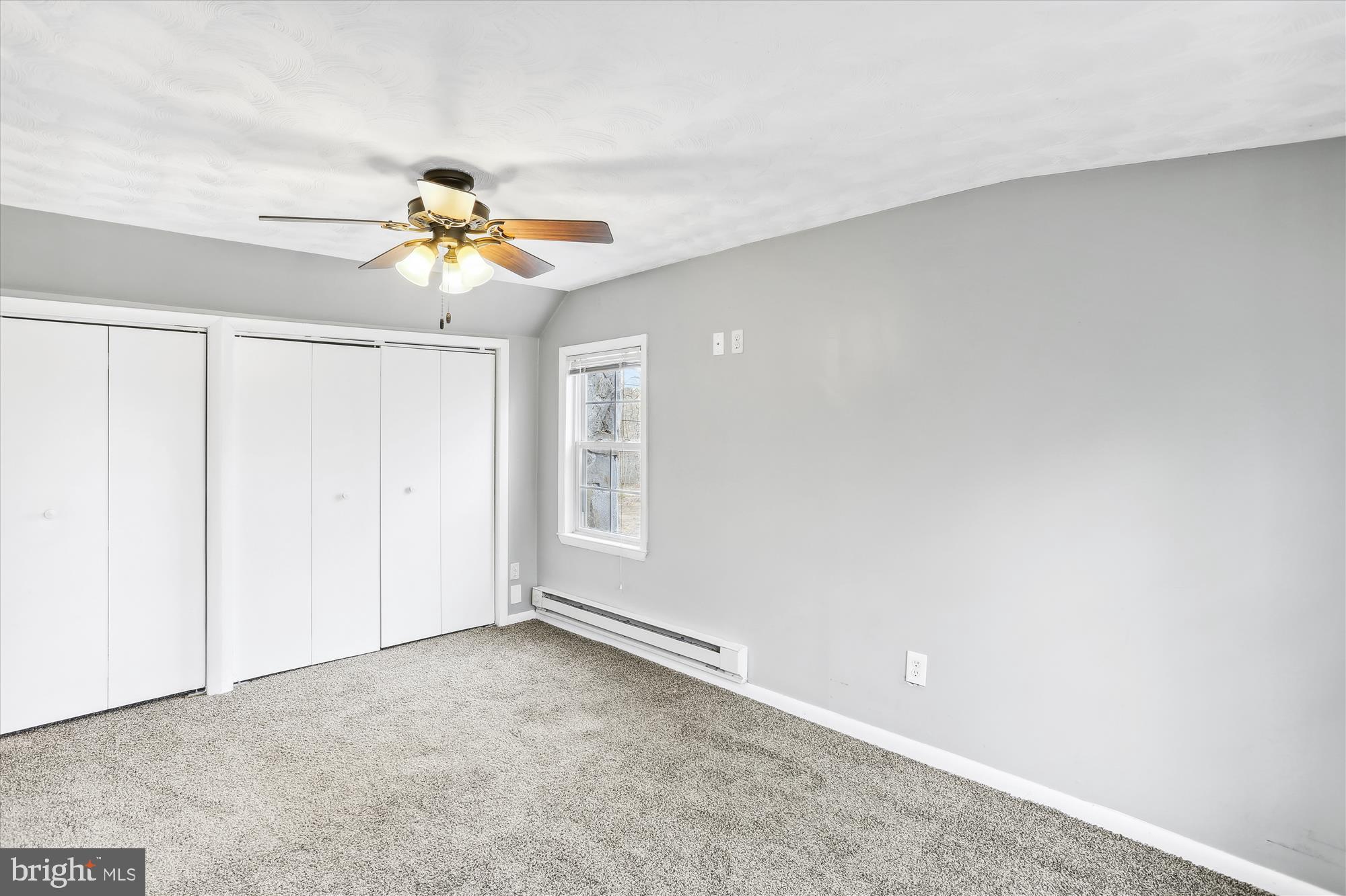 MILLERSVILLE - Residential