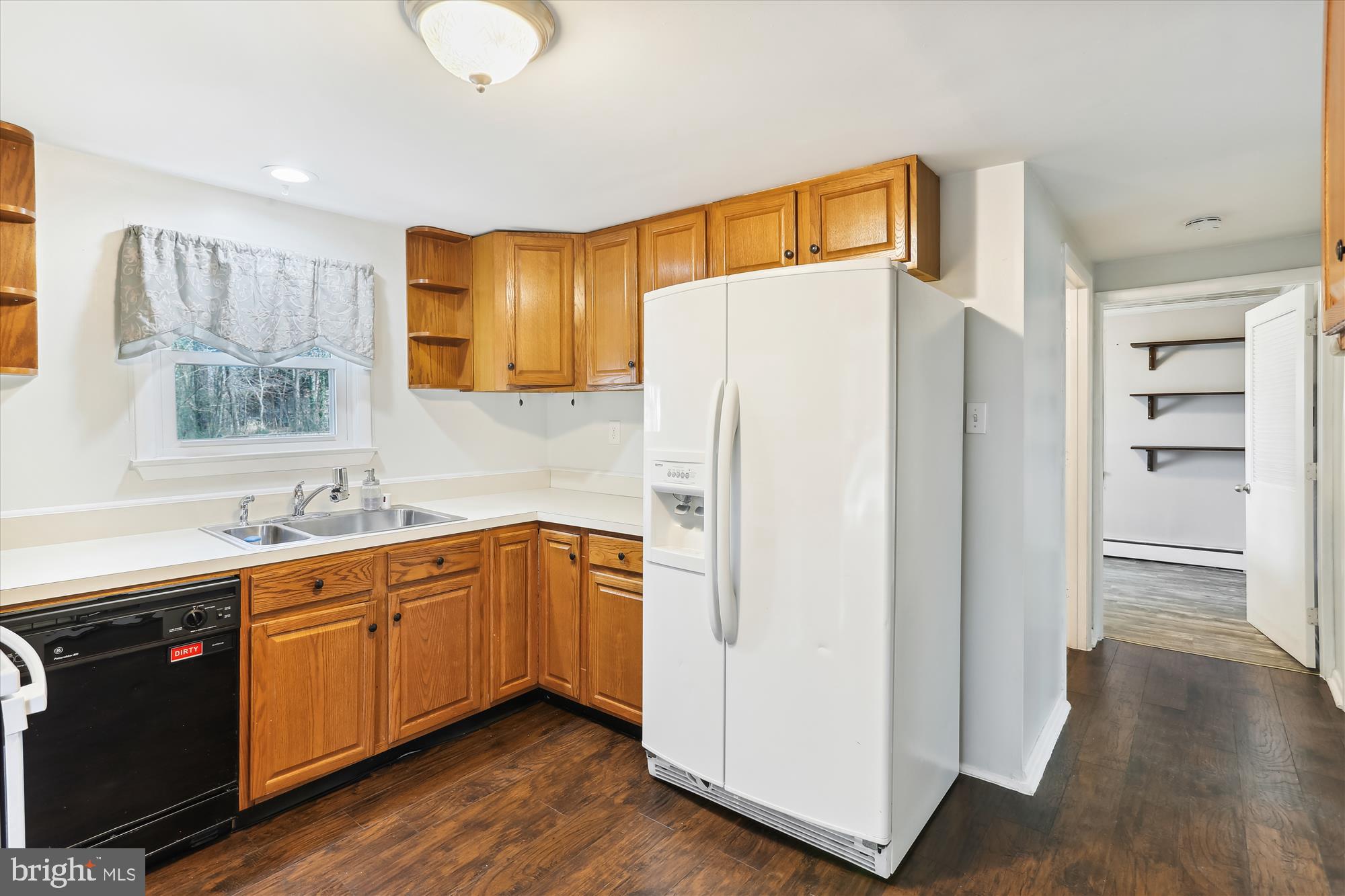 MILLERSVILLE - Residential