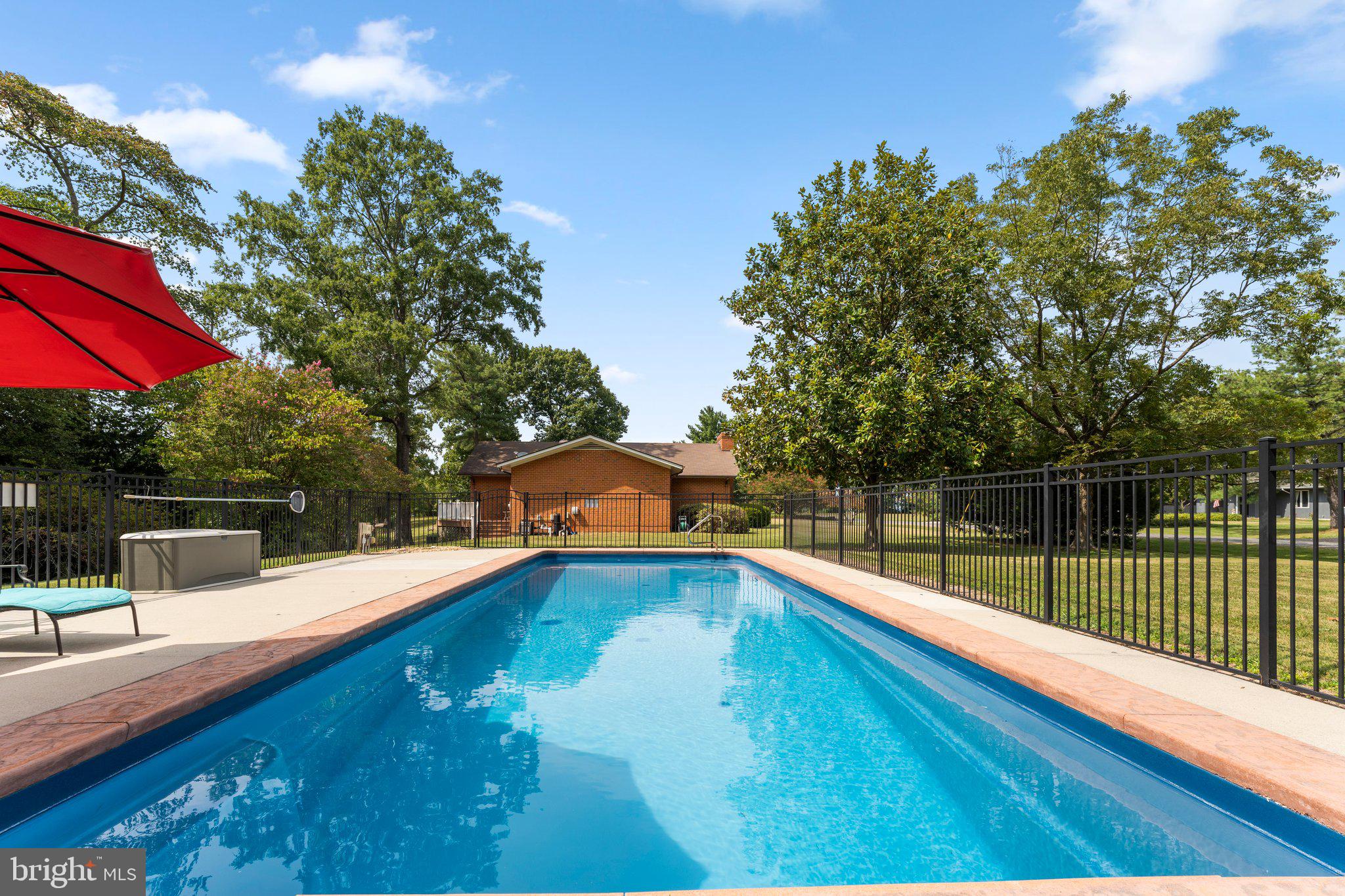 CABIN POINT - Residential