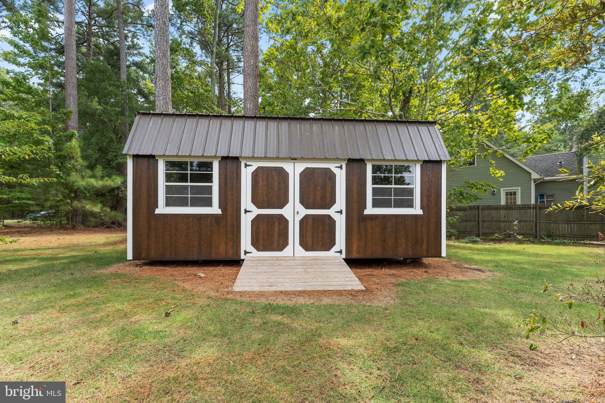 CABIN POINT - Residential