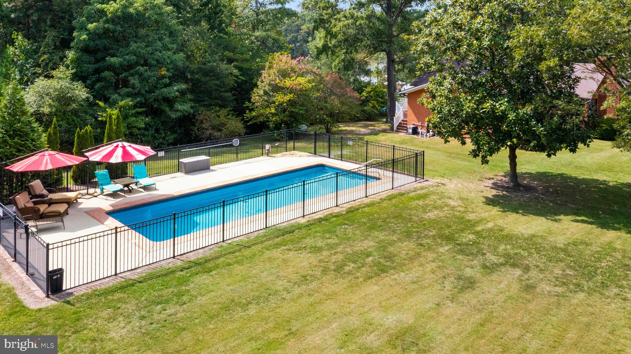 CABIN POINT - Residential