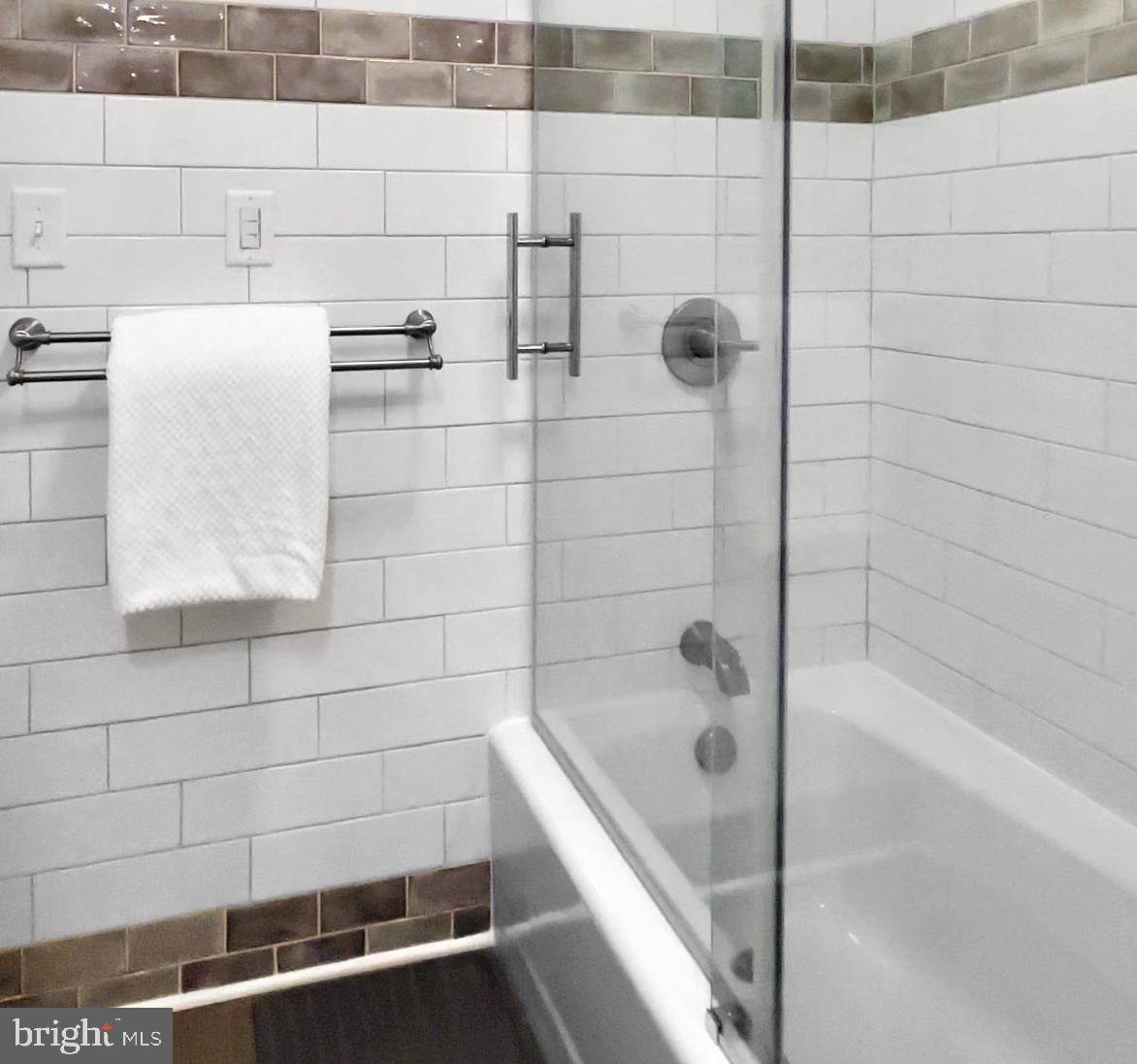 CABIN POINT - Residential