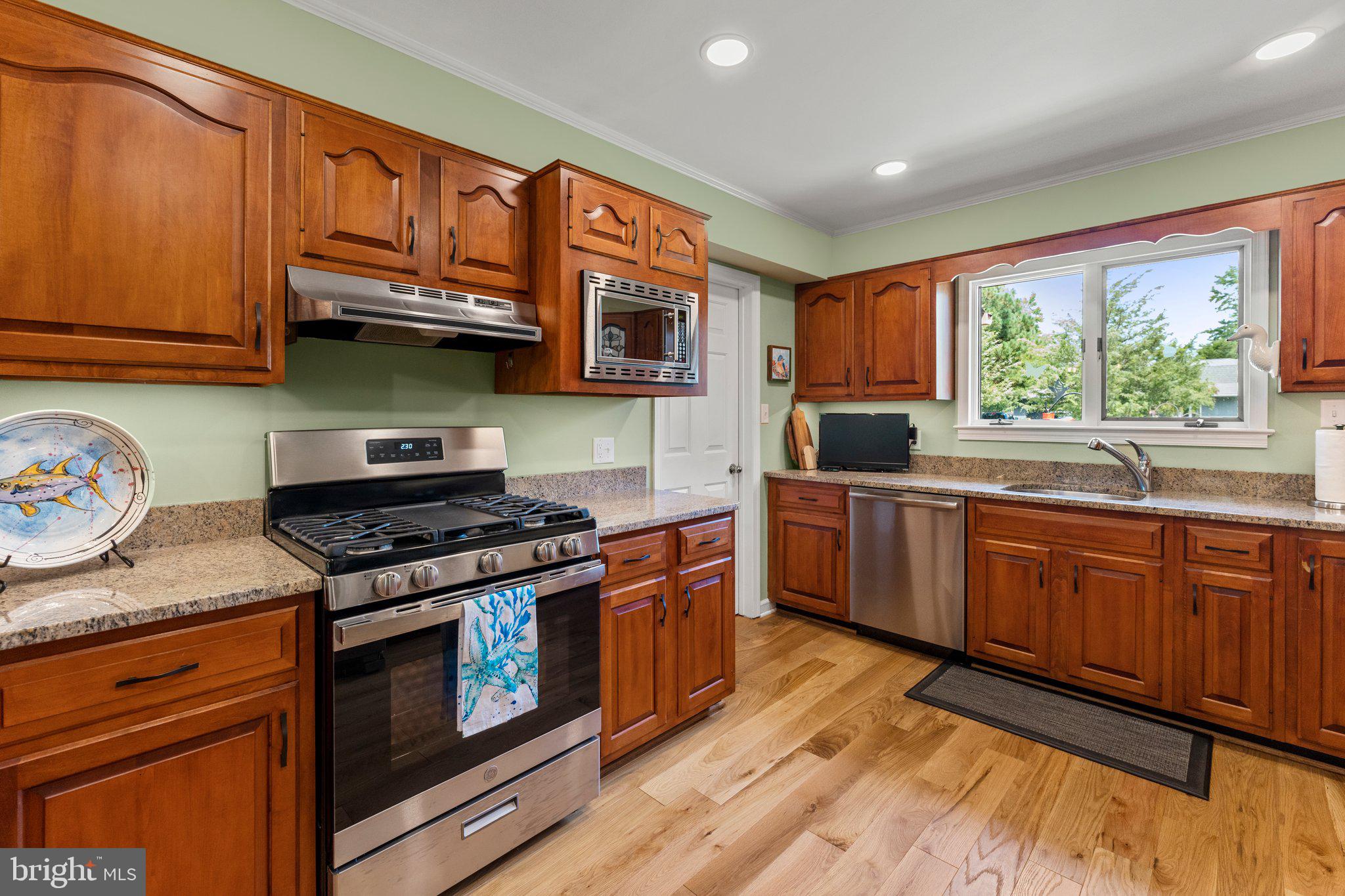 CABIN POINT - Residential