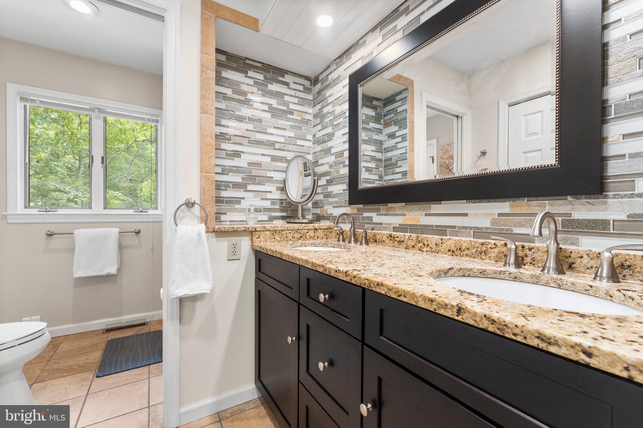 CABIN POINT - Residential