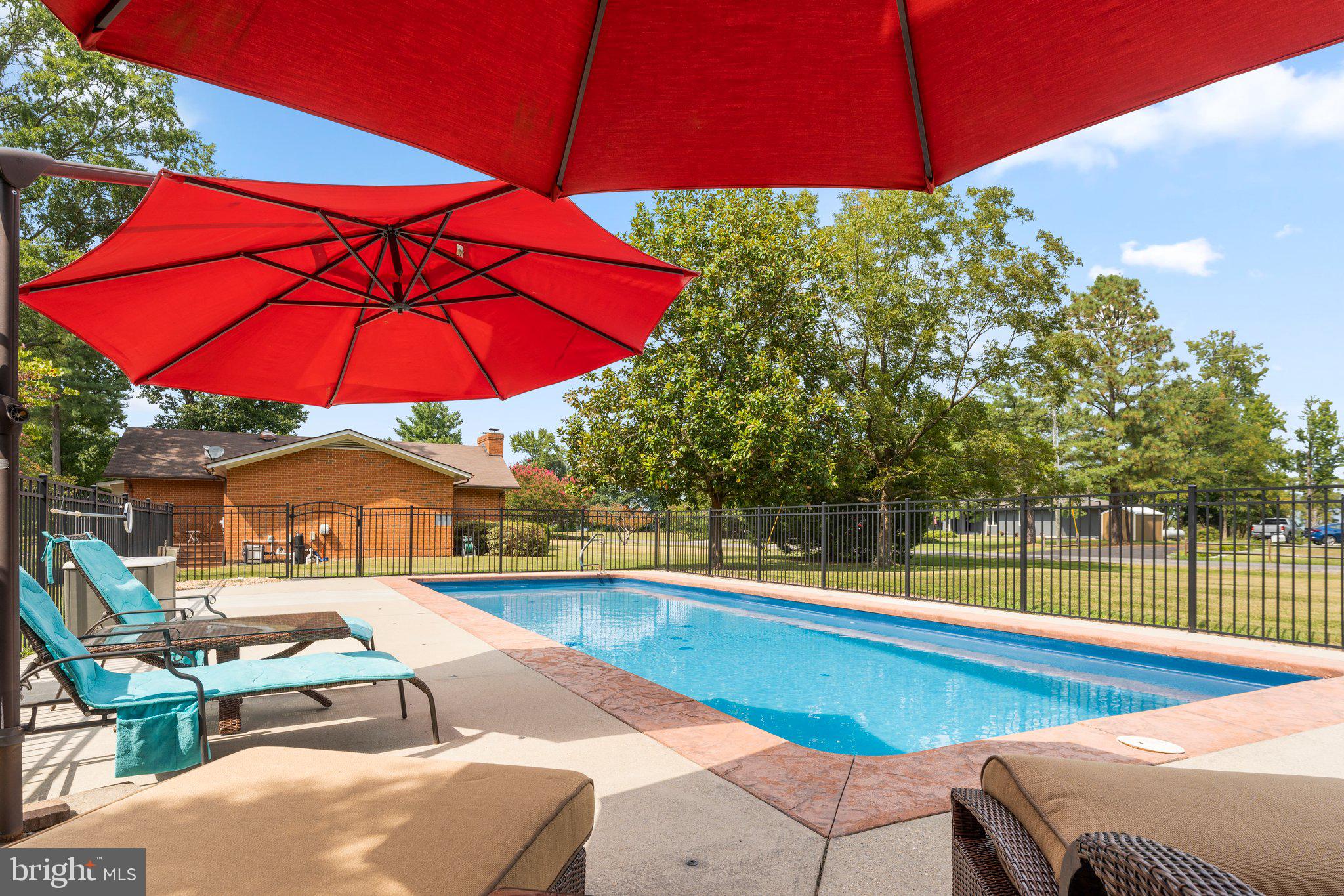 CABIN POINT - Residential