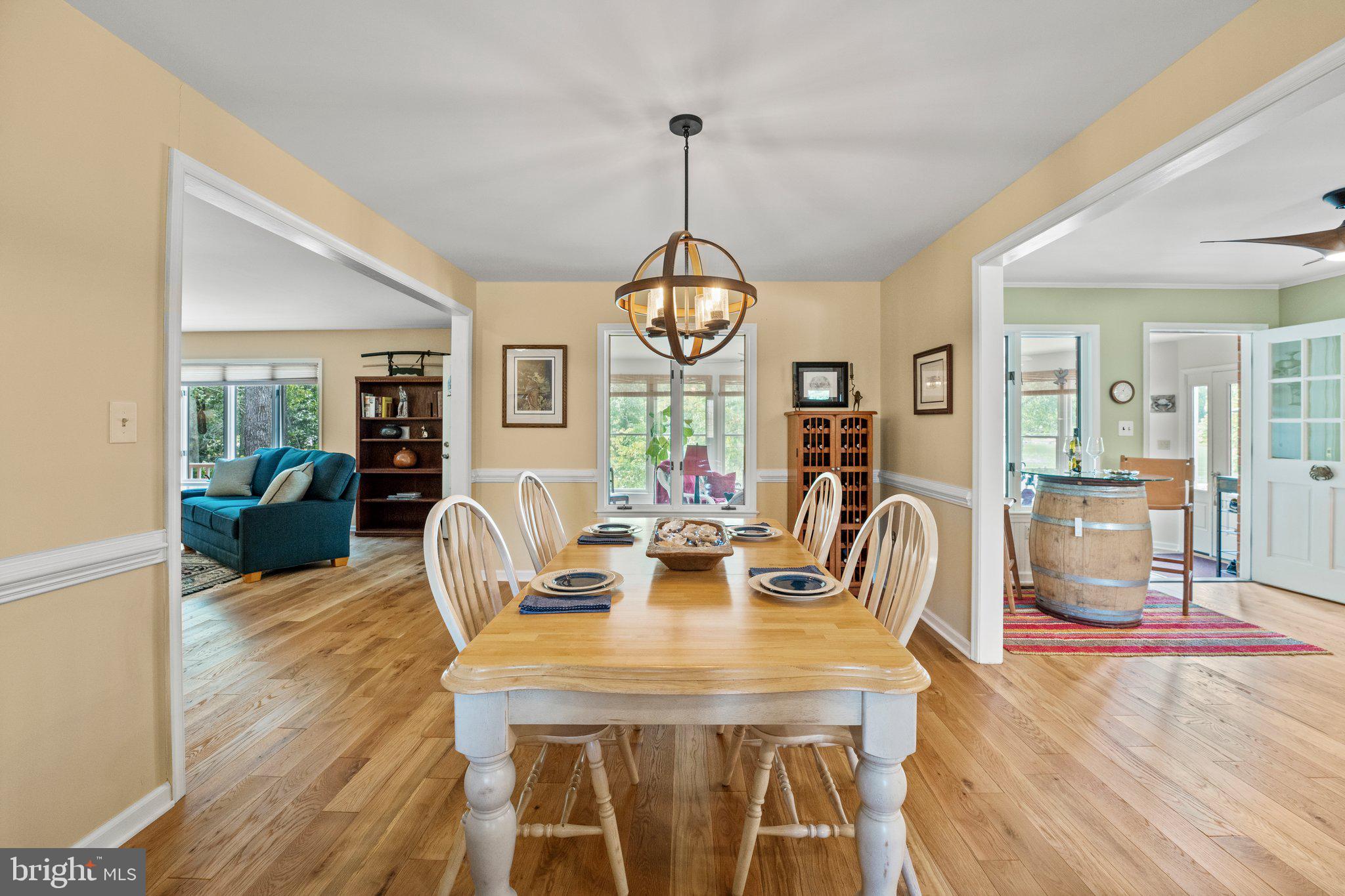 CABIN POINT - Residential