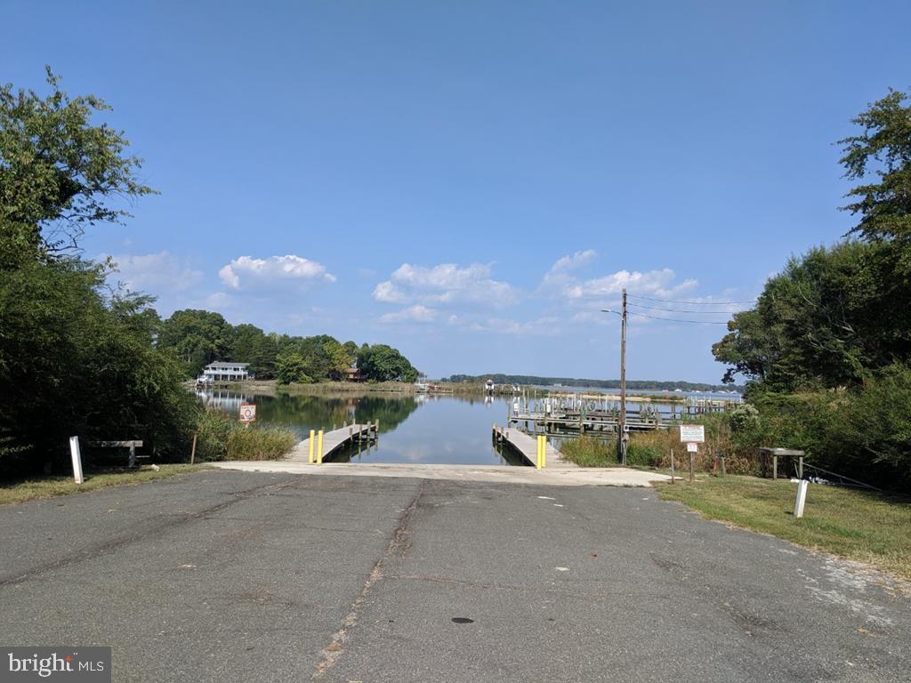 CABIN POINT - Residential