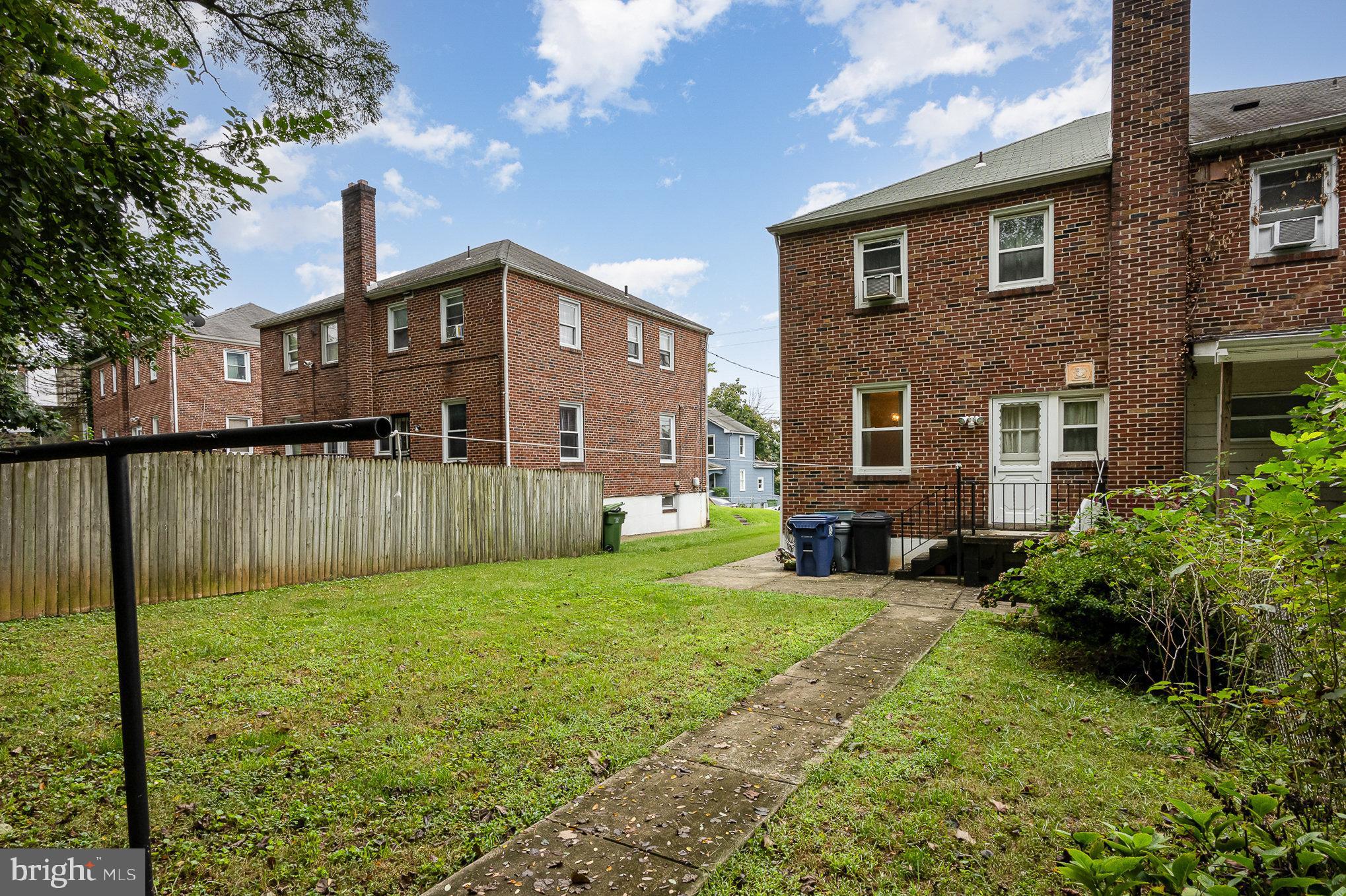 GARDENVILLE - Residential