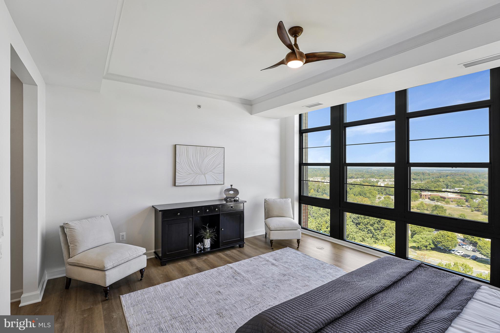 RESTON TOWN CENTER - Residential