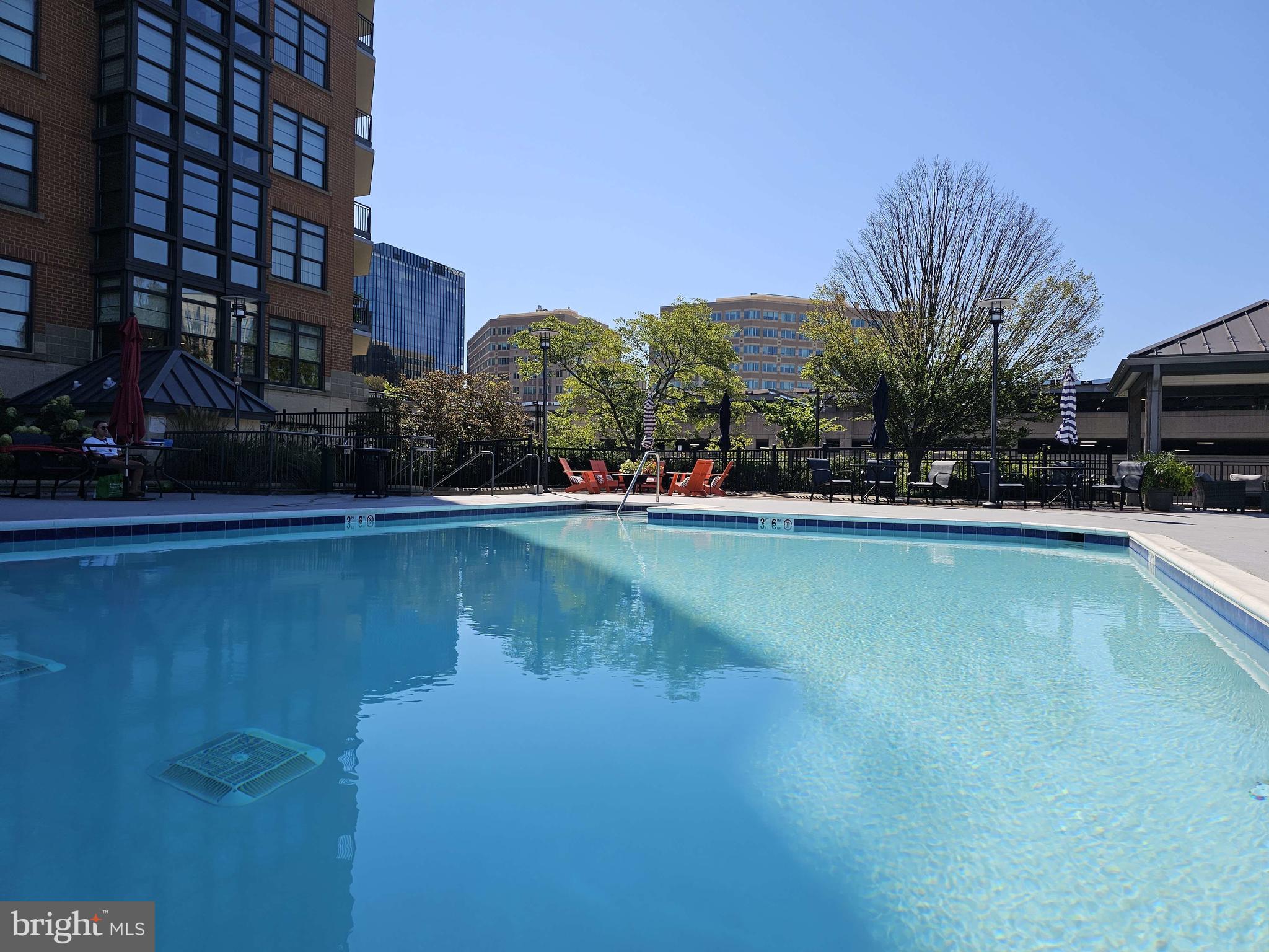 RESTON TOWN CENTER - Residential