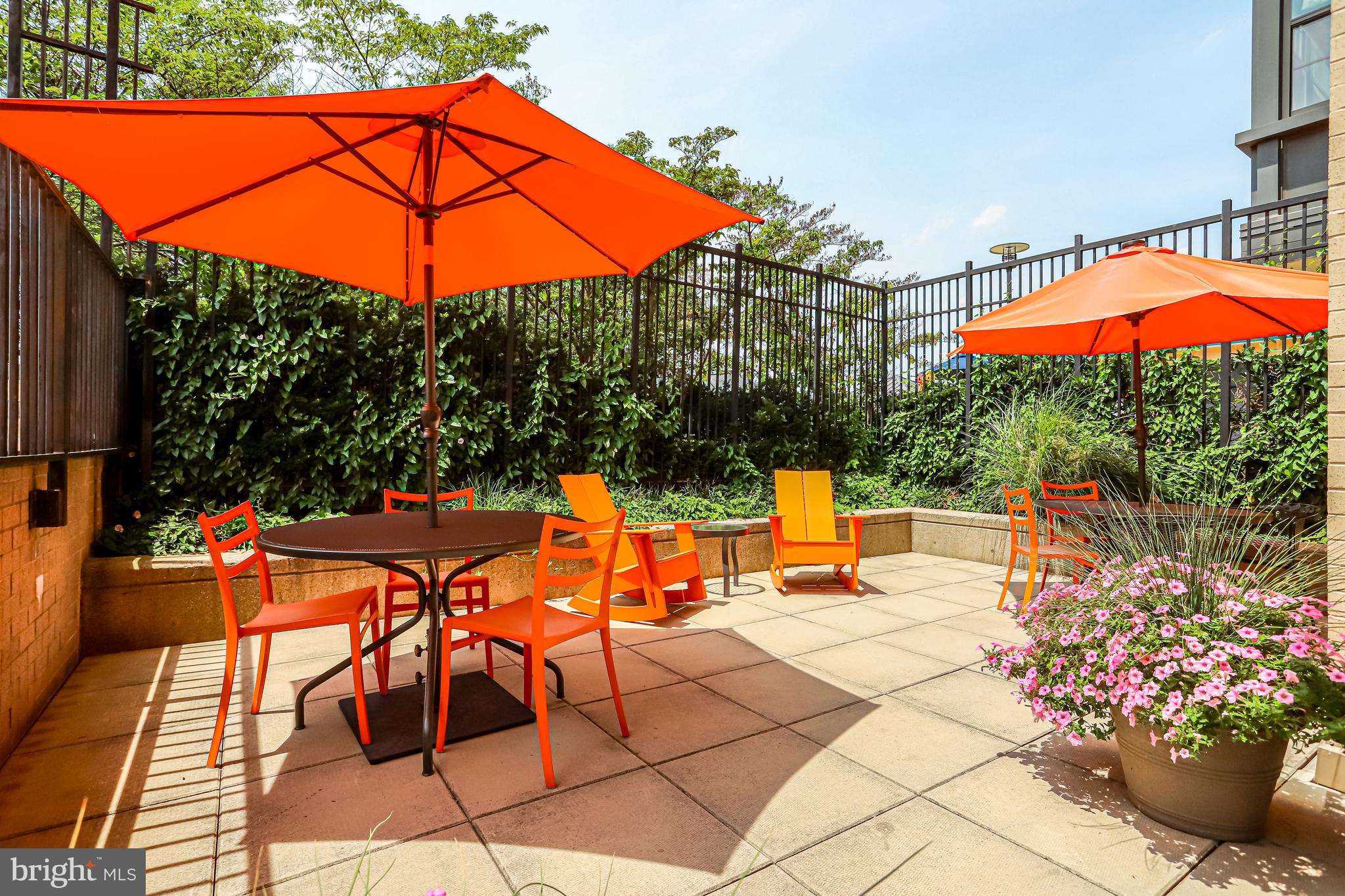 RESTON TOWN CENTER - Residential