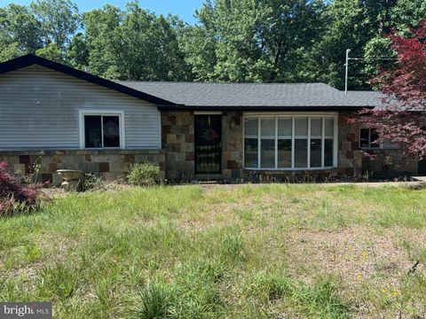 415 EDWARDS AVENUE CHESILHURST NJ 08089