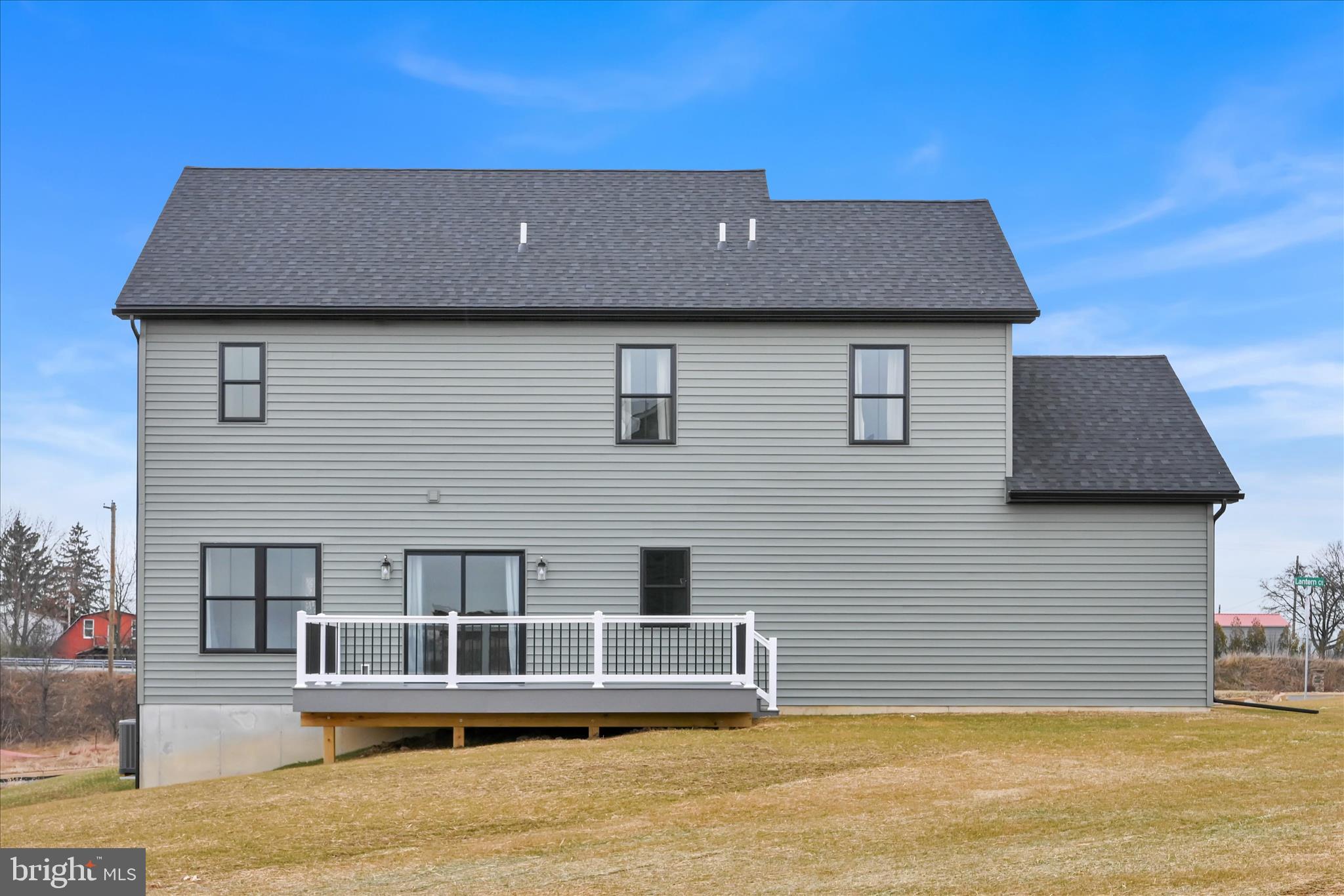 PIPING ROCKS - Residential