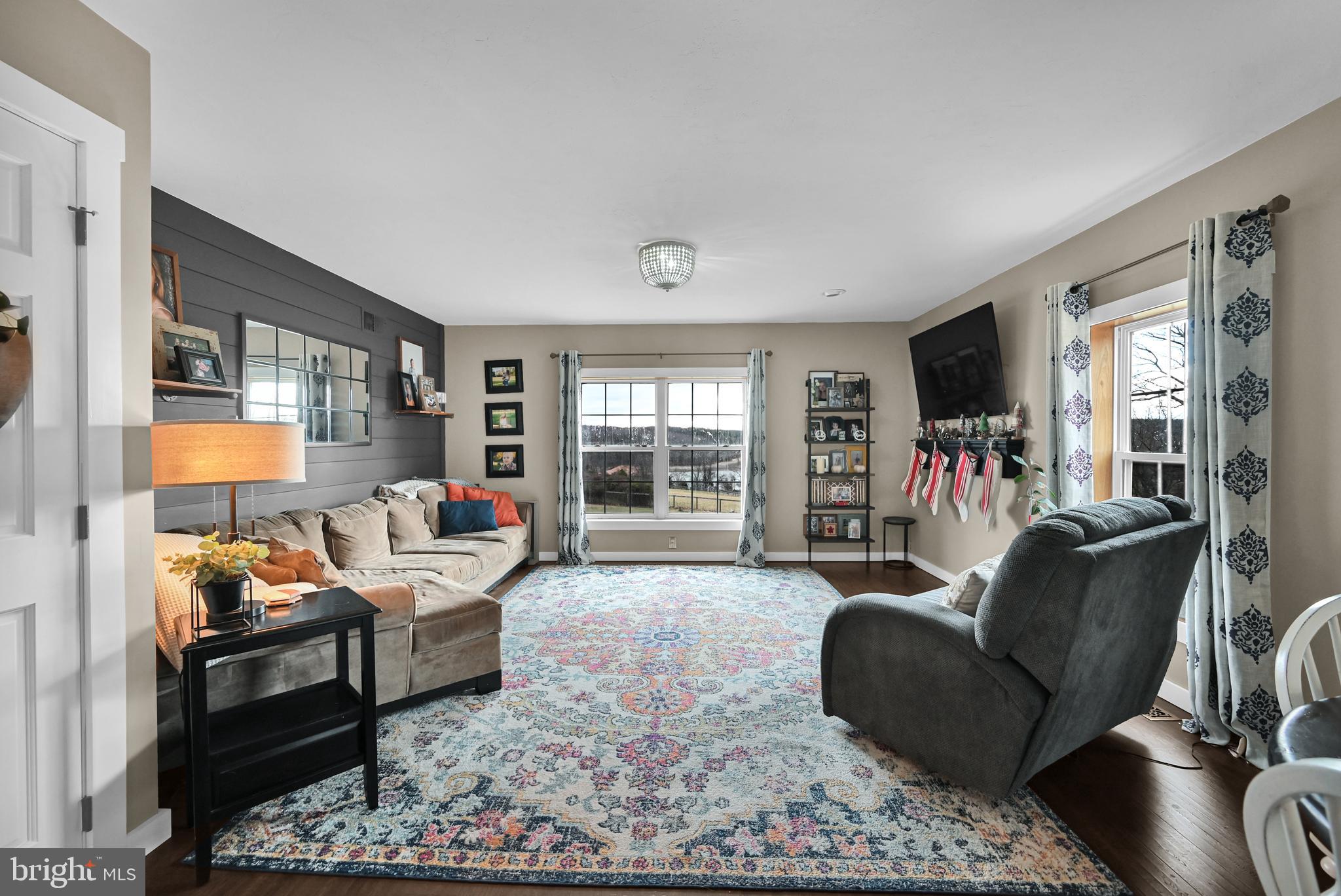SOUTH HANOVER - Residential