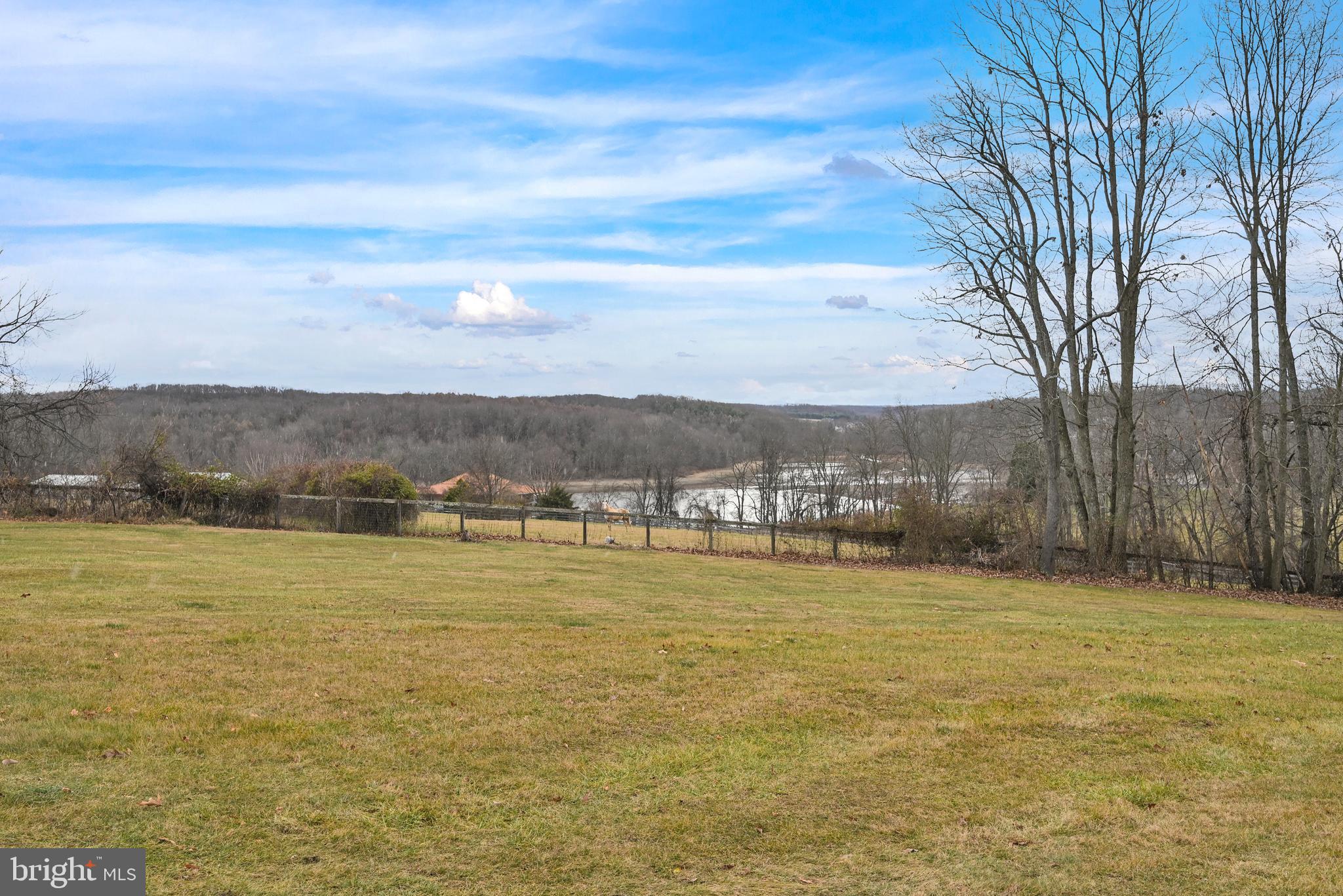 SOUTH HANOVER - Residential