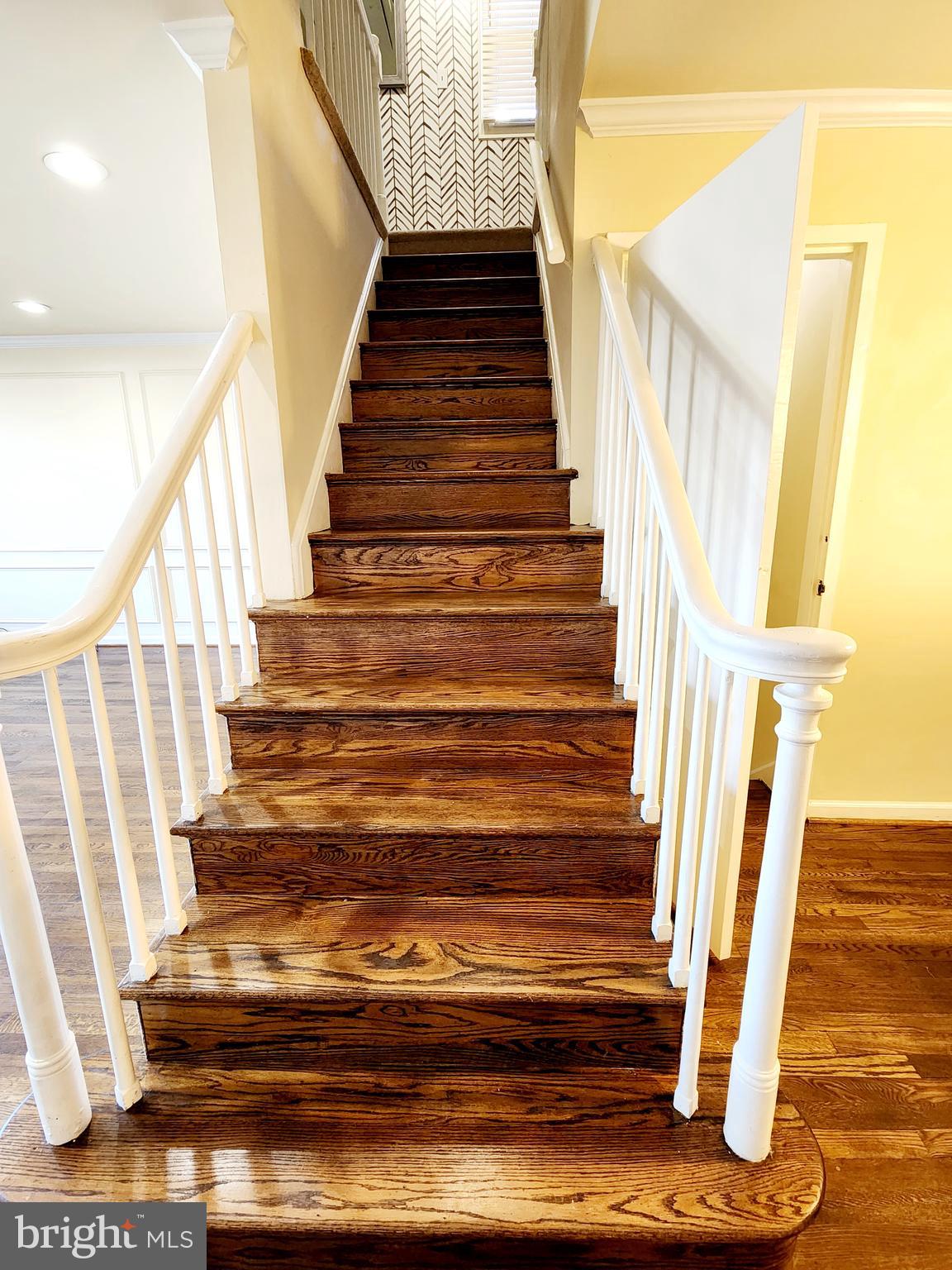 OXON RUN HILLS - Residential Lease