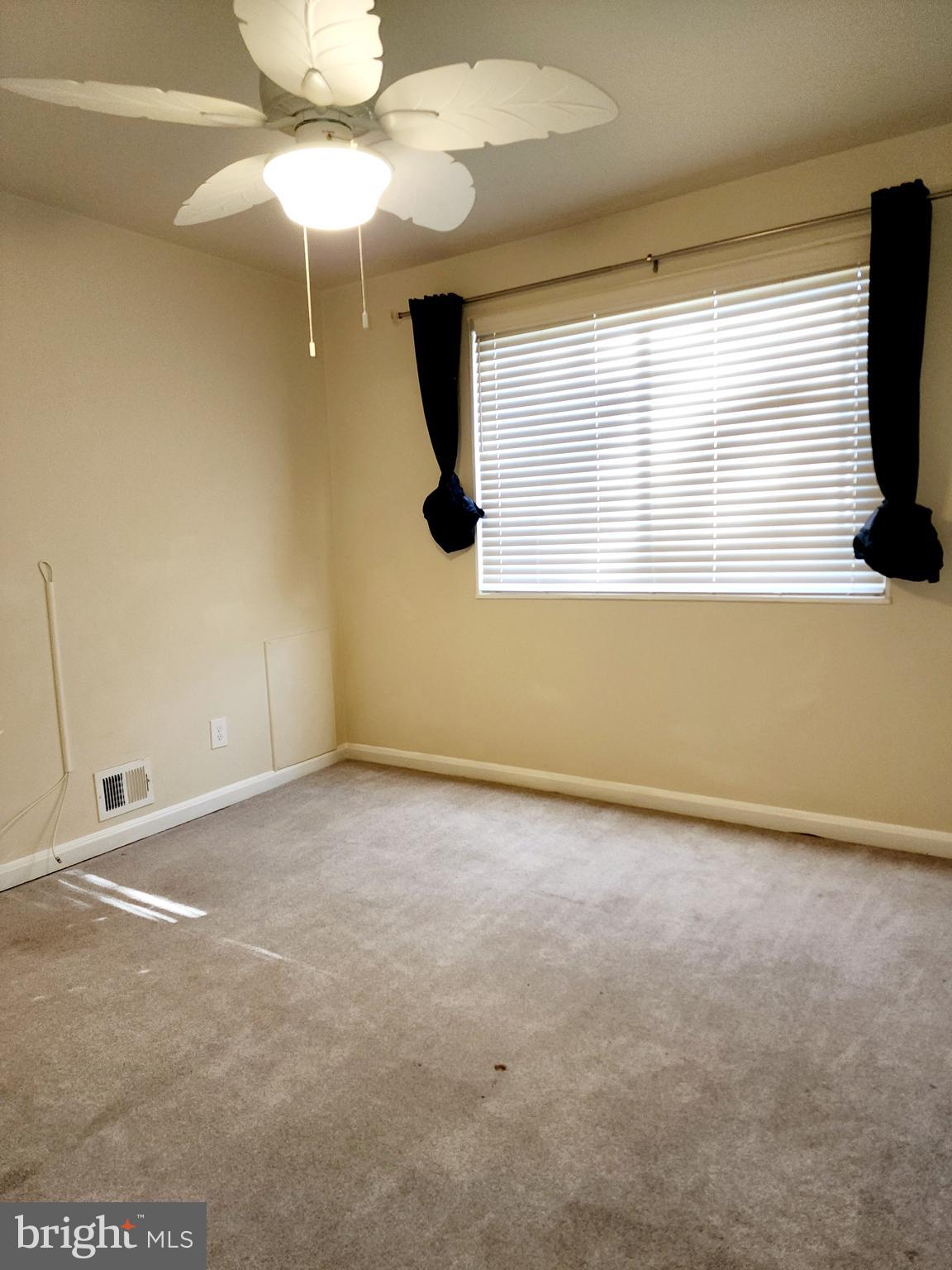 OXON RUN HILLS - Residential Lease