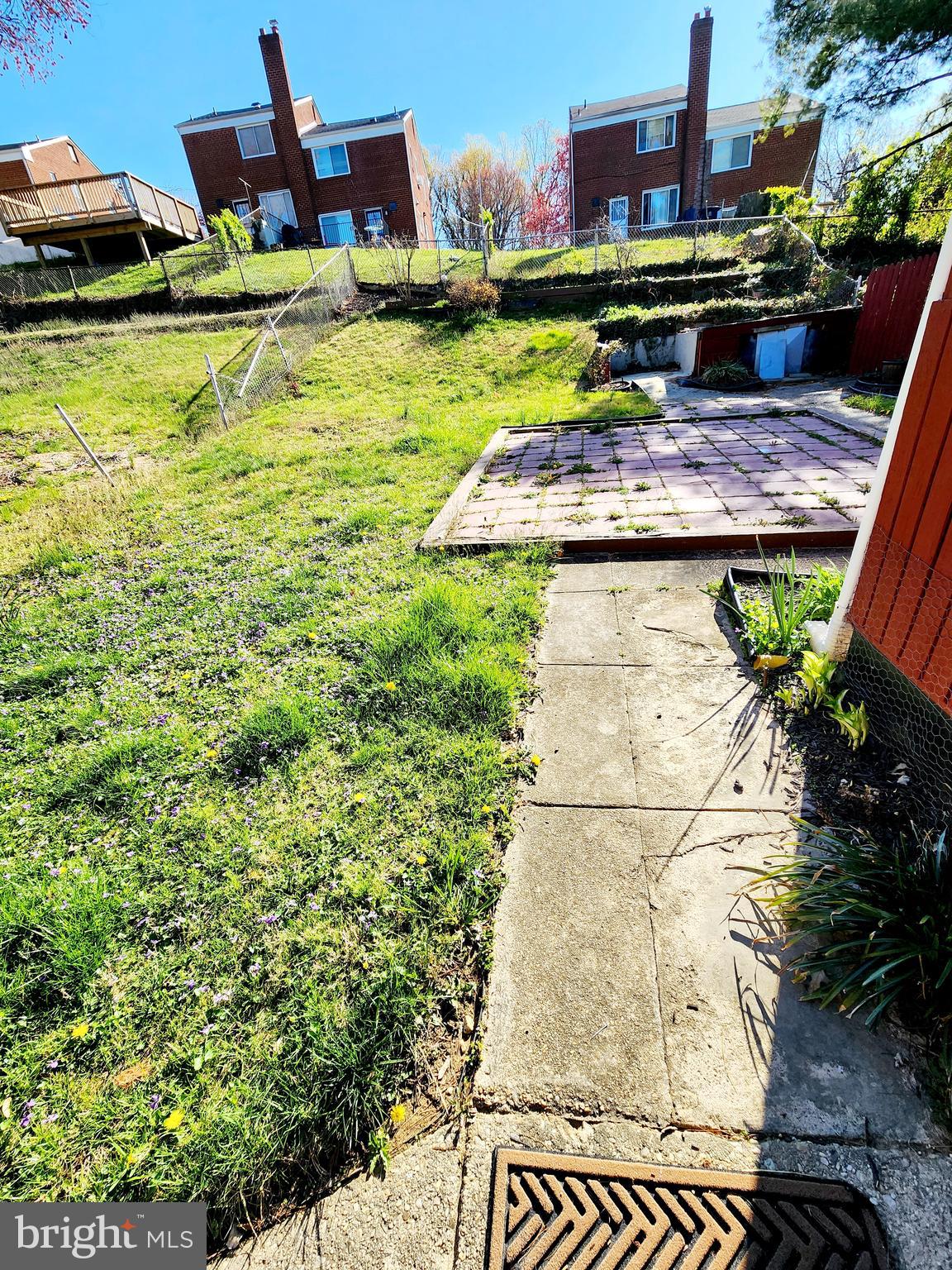 OXON RUN HILLS - Residential Lease