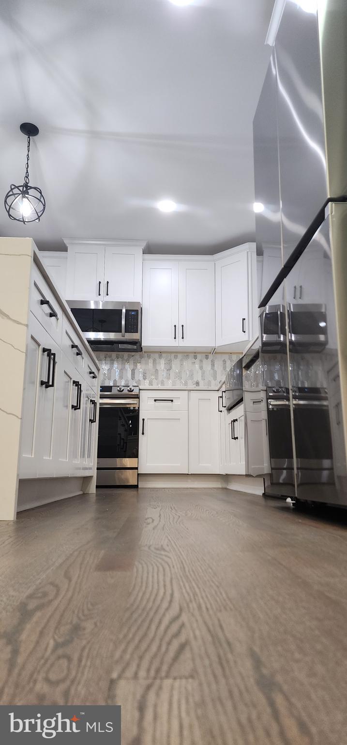 ROBNEL - Residential Lease