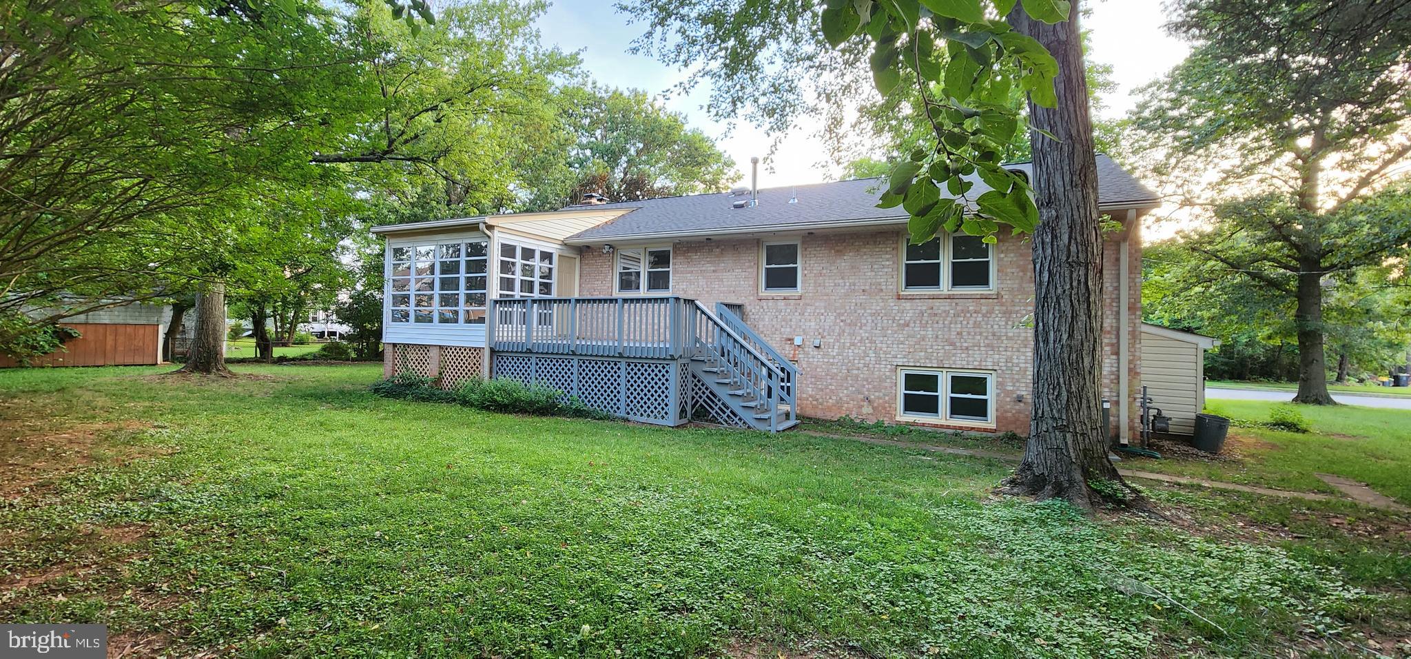 ROBNEL - Residential Lease