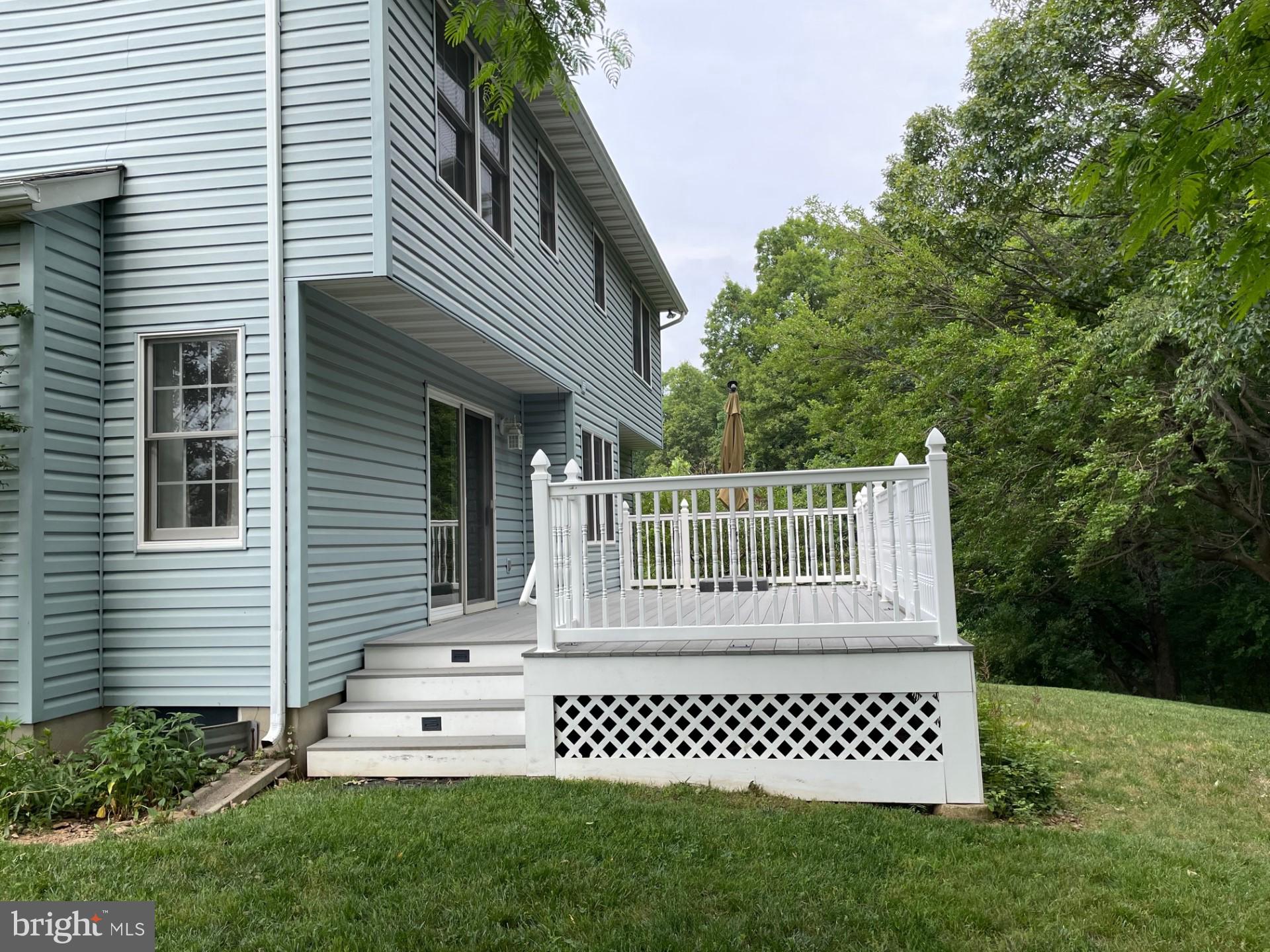 POOLE MEADOWS - Residential