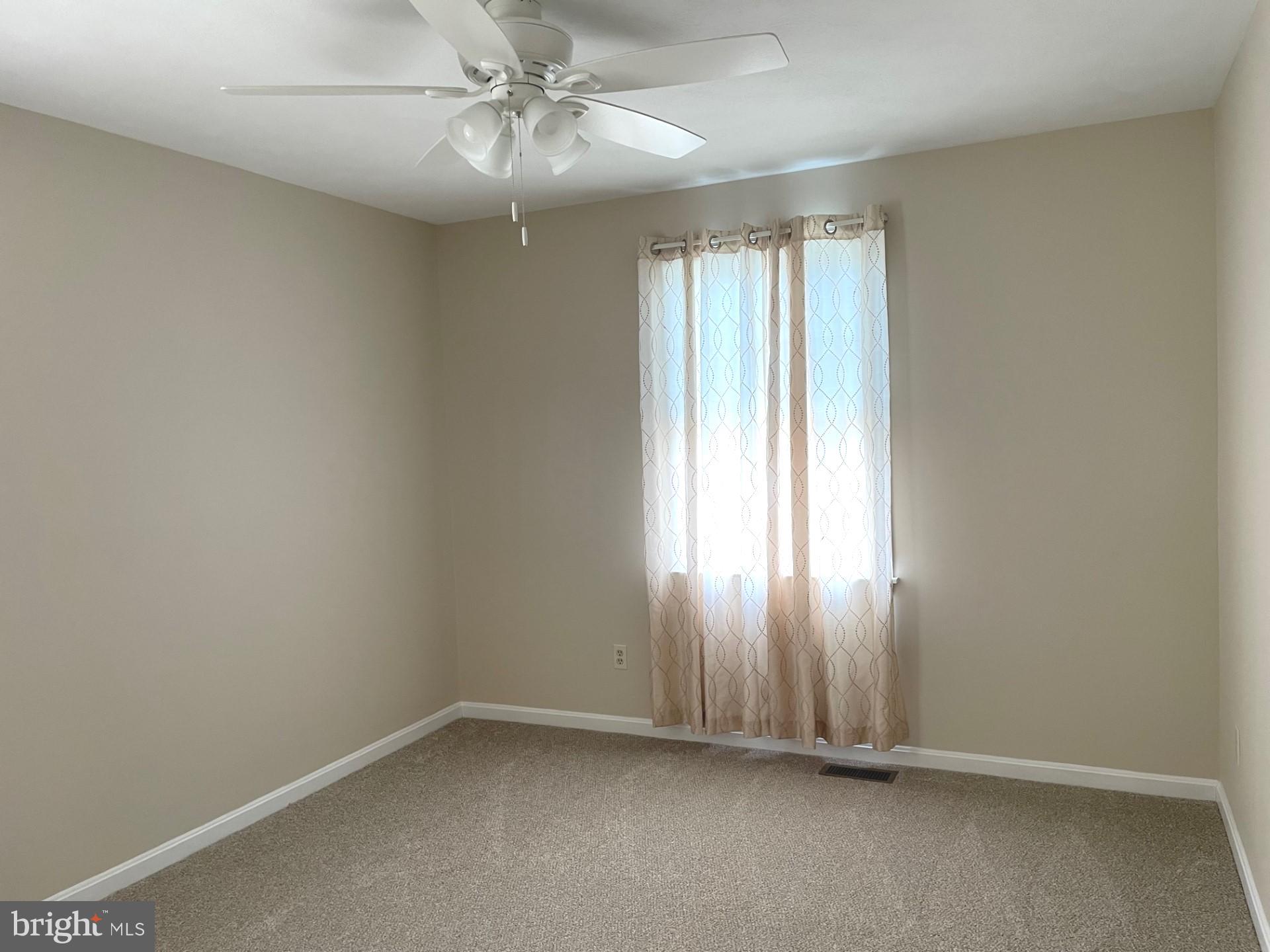 POOLE MEADOWS - Residential