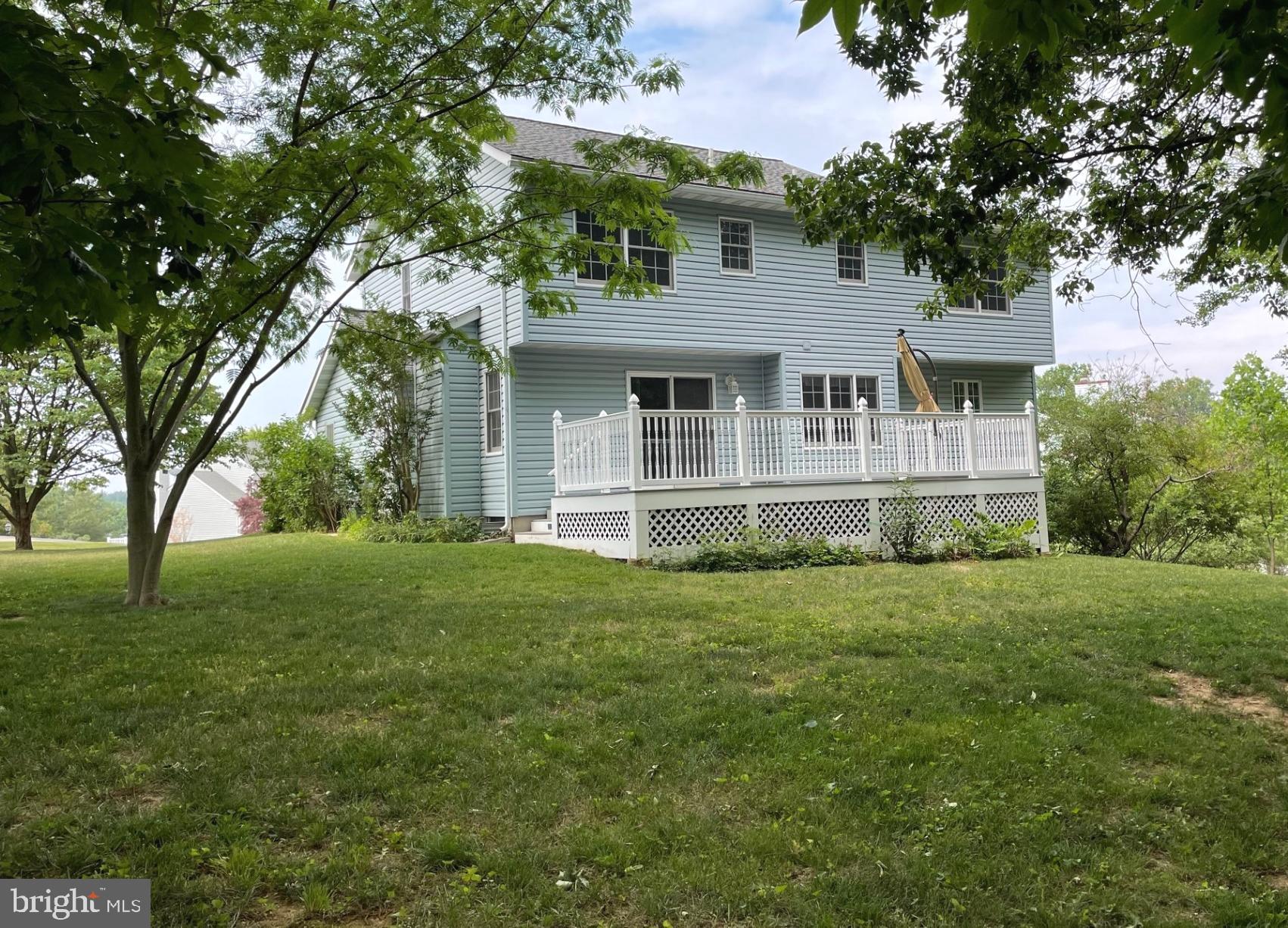 POOLE MEADOWS - Residential