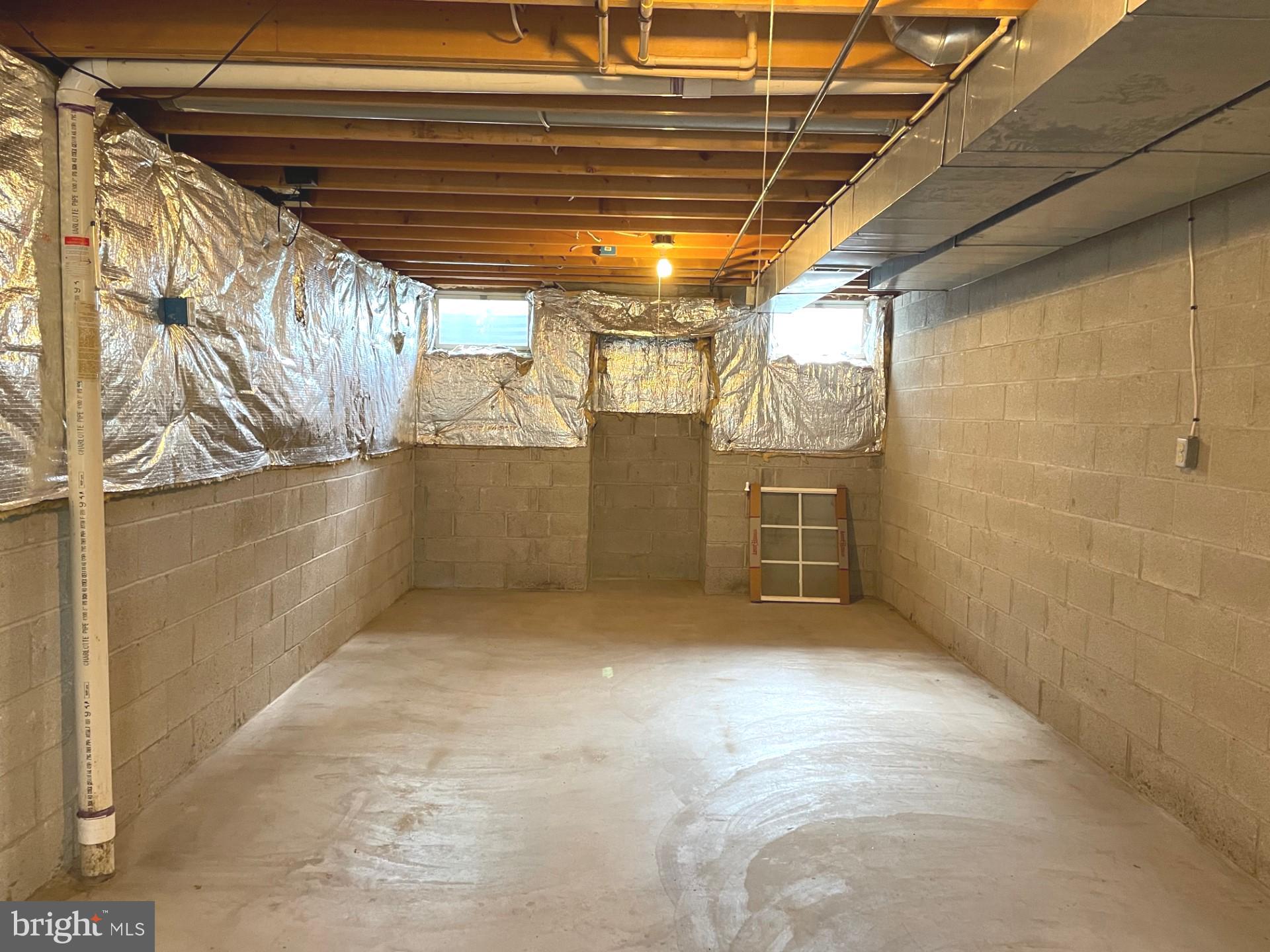 POOLE MEADOWS - Residential