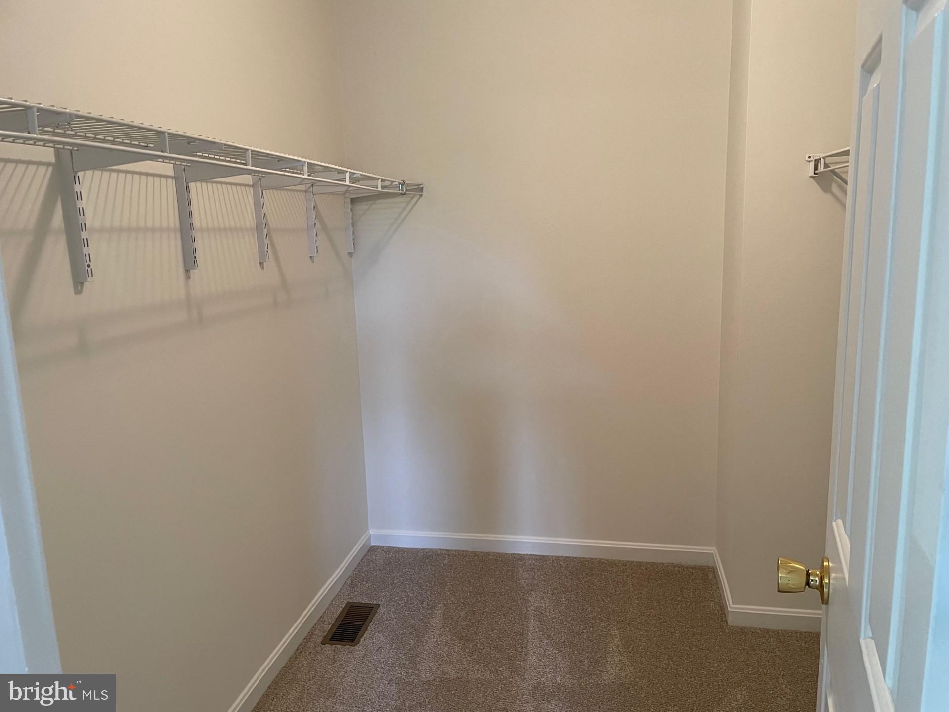 POOLE MEADOWS - Residential