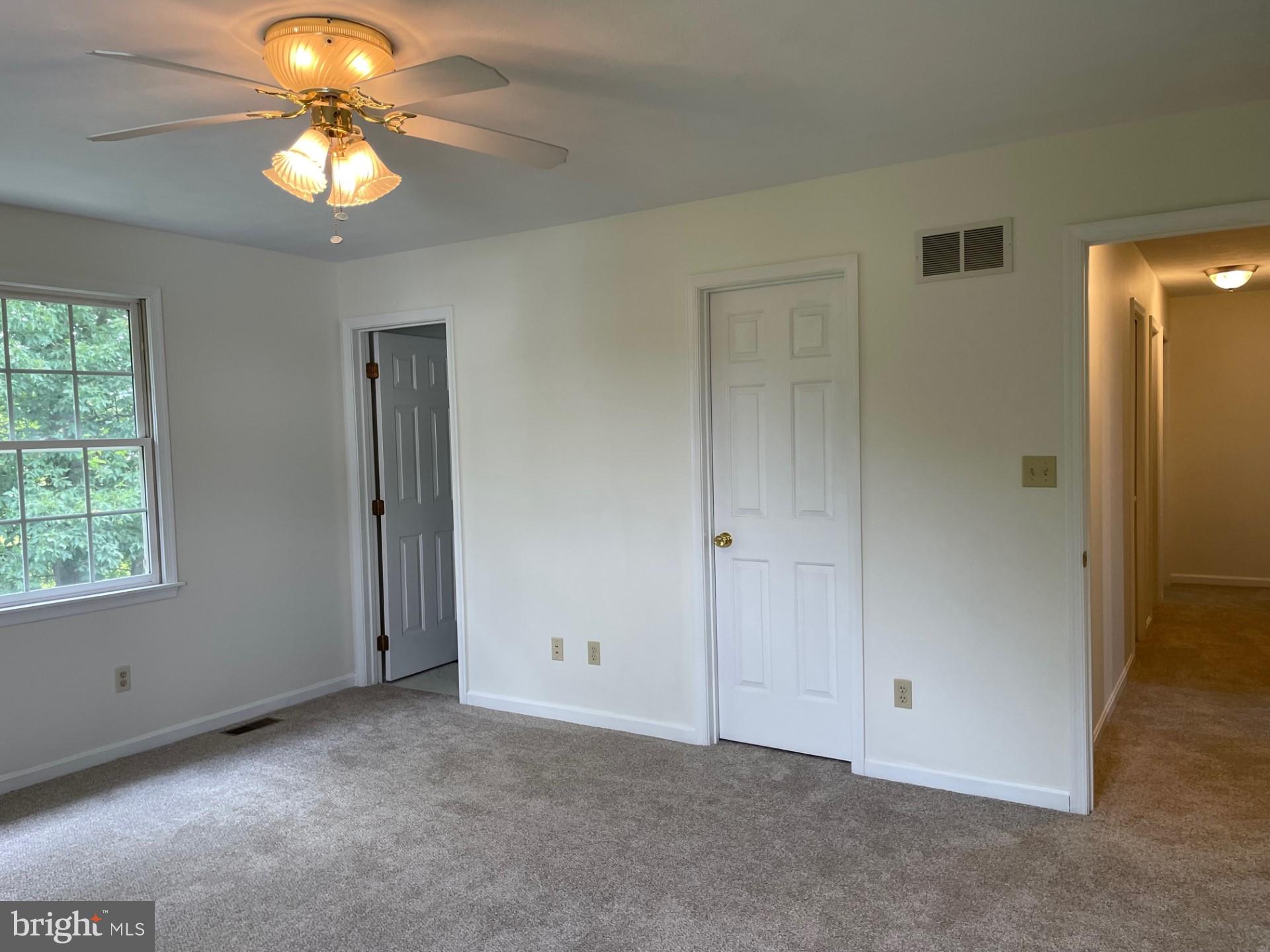 POOLE MEADOWS - Residential