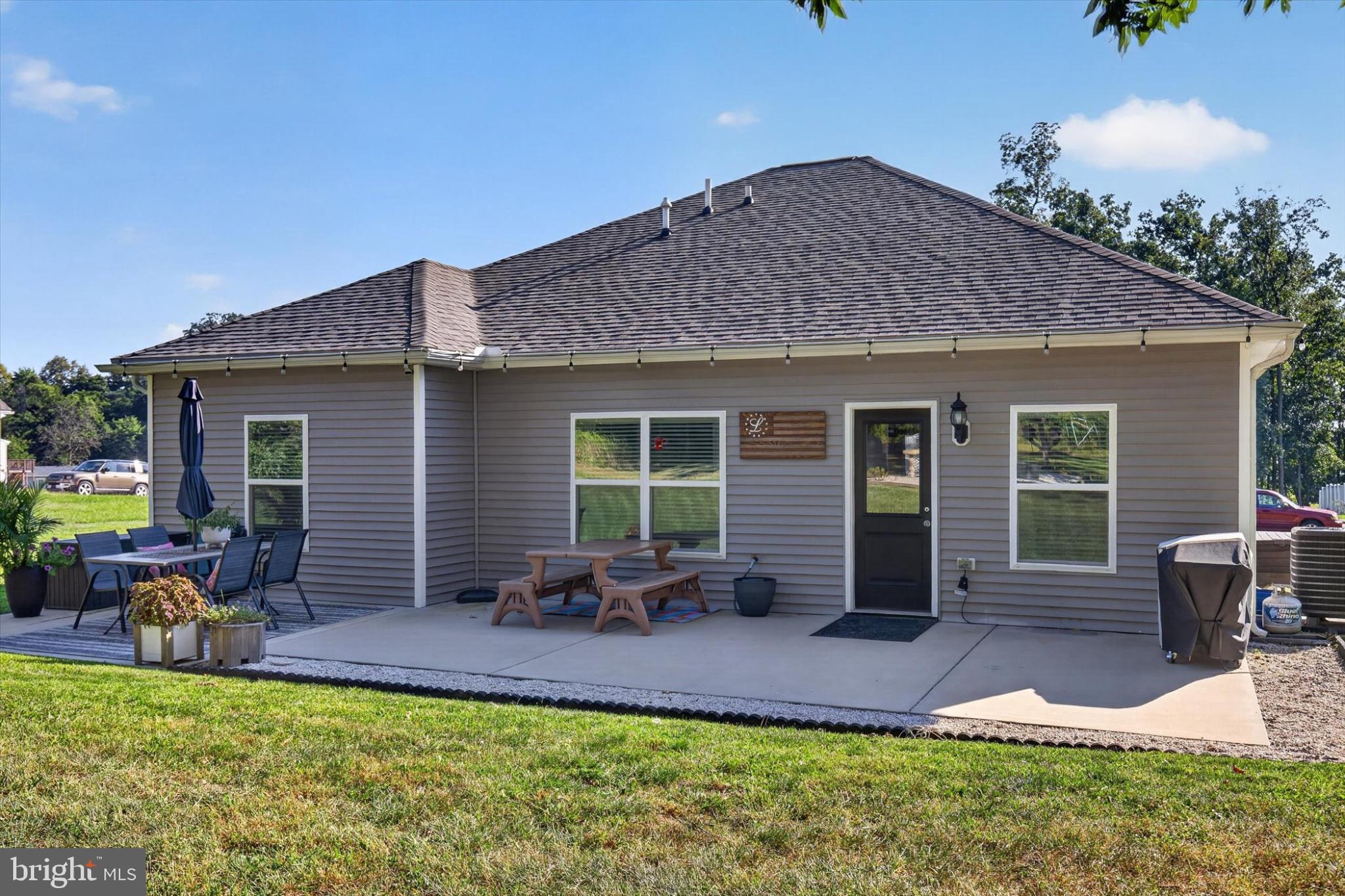 621 LEDGER DRIVE