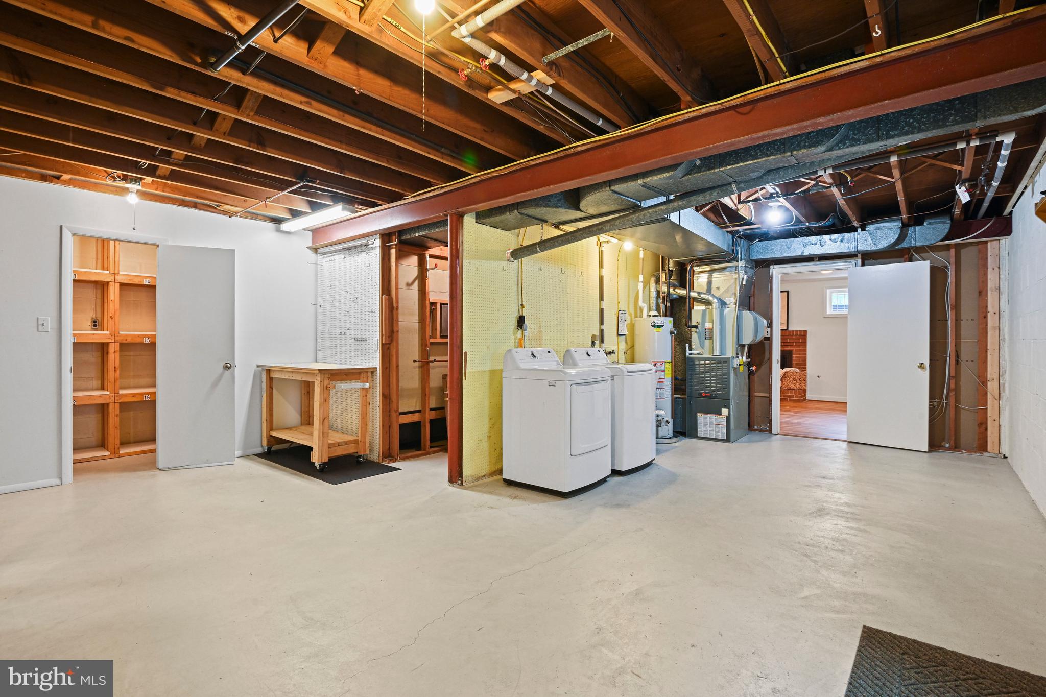 MC LEAN HAMLET - Residential