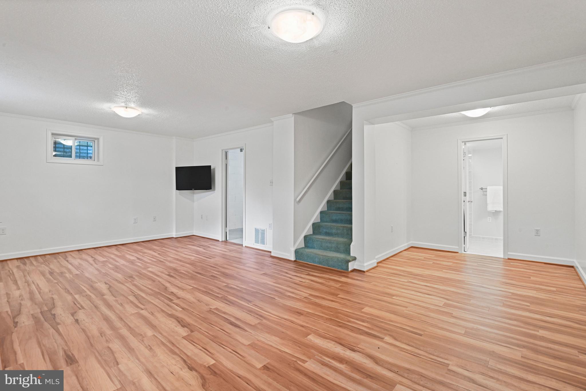 MC LEAN HAMLET - Residential