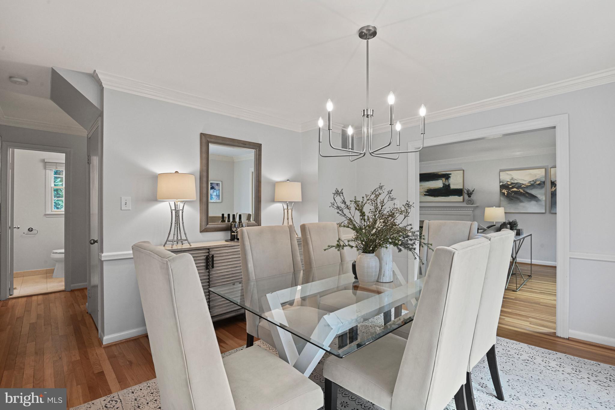 MC LEAN HAMLET - Residential