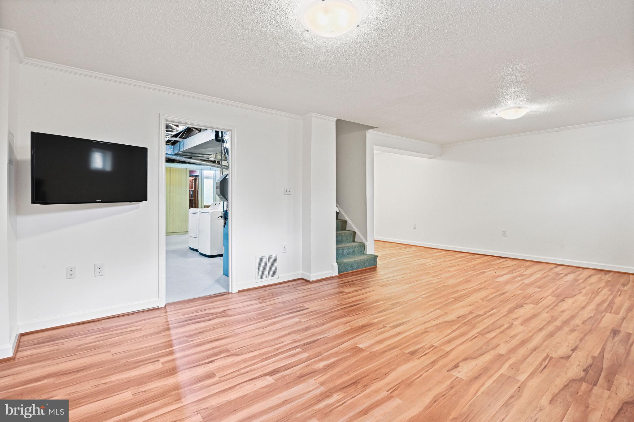 MC LEAN HAMLET - Residential