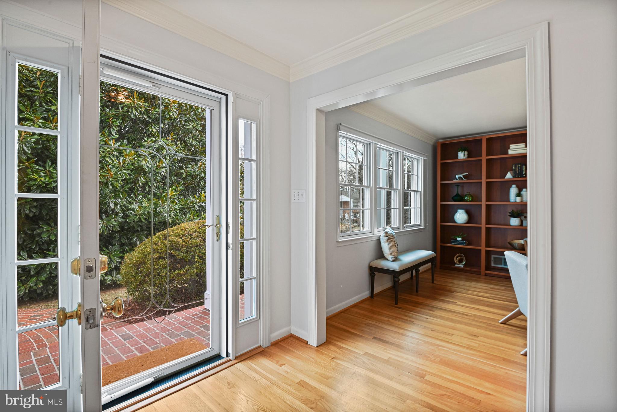 MC LEAN HAMLET - Residential